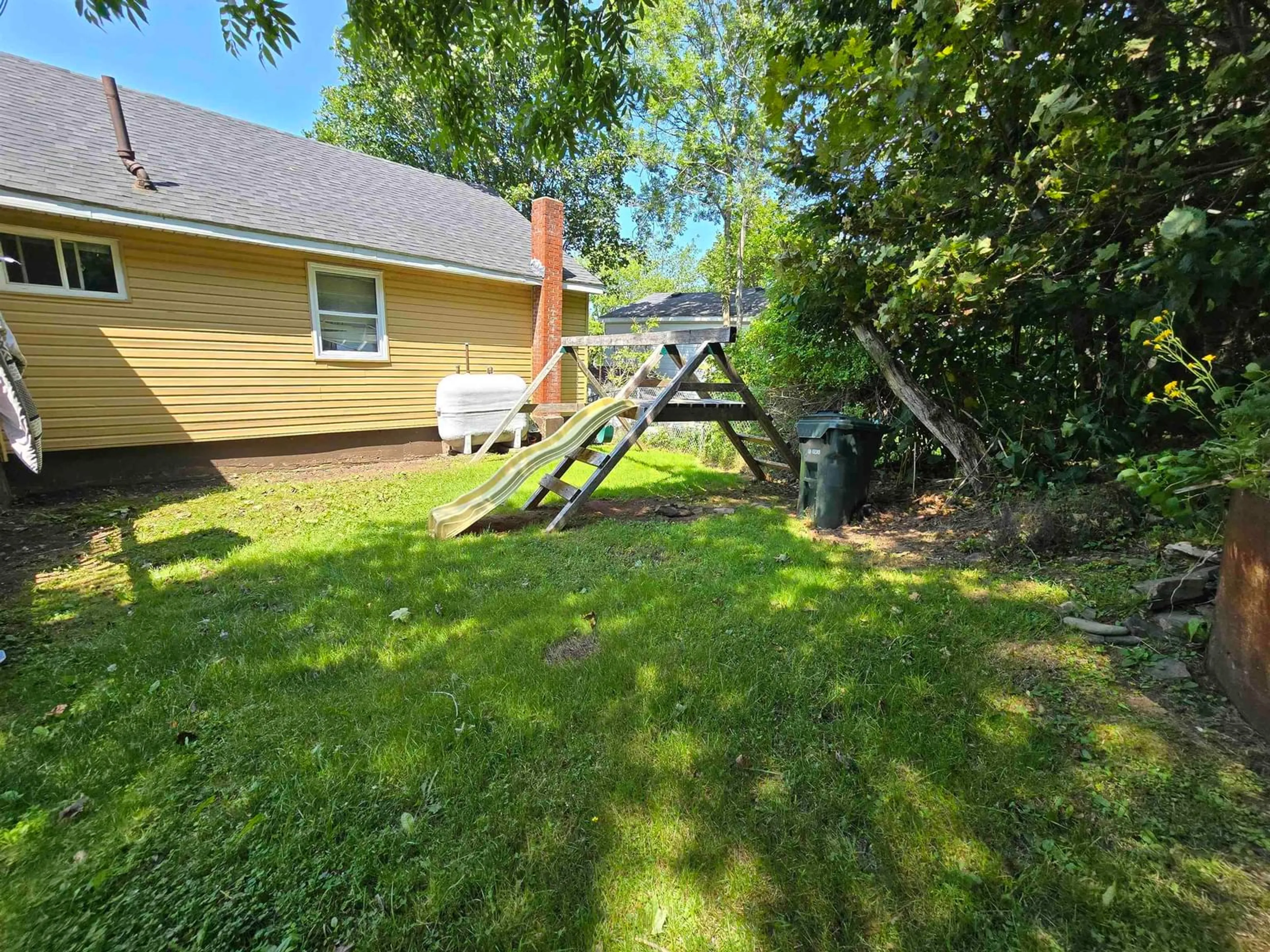Unknown for 47 Rotary Dr, Sydney Nova Scotia B1P 4S3