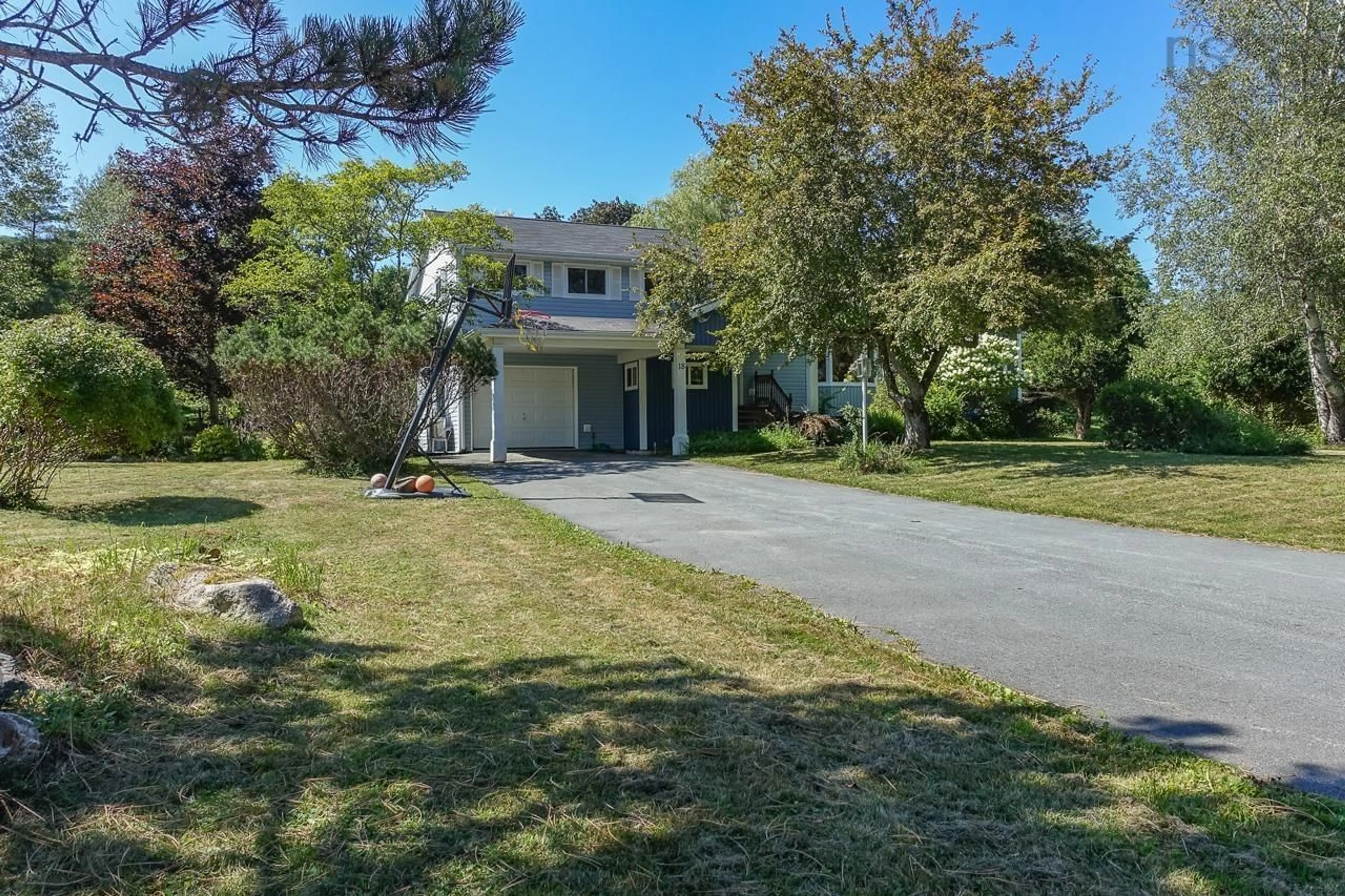 A pic from outside/outdoor area/front of a property/back of a property/a pic from drone, water/lake/river/ocean view for 18 Holmes Hill Rd, Hantsport Nova Scotia B0P 1P0