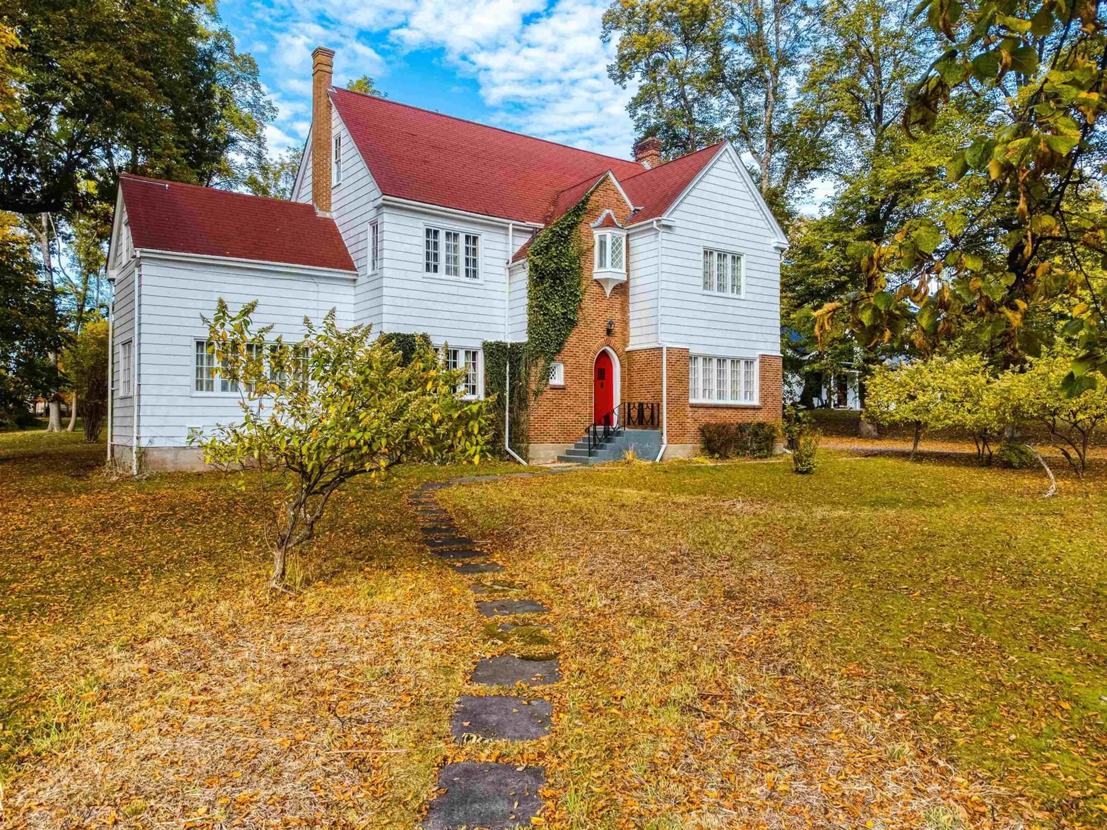 A pic from outside/outdoor area/front of a property/back of a property/a pic from drone, unknown for 68 Cottage St, Pictou Nova Scotia B0K 1H0