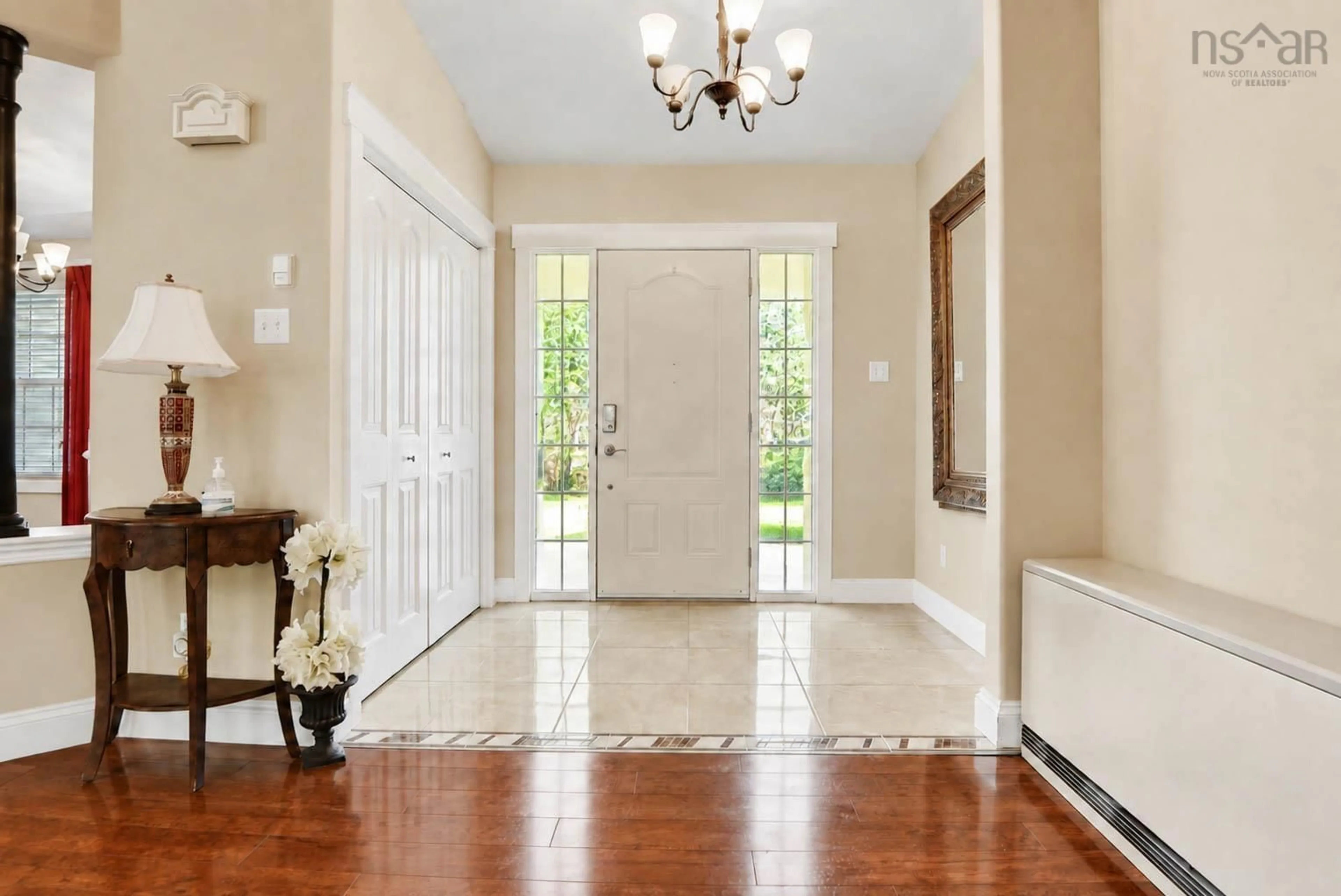 Indoor entryway for 42 Rowan Ave, New Glasgow Nova Scotia B2H 0A4