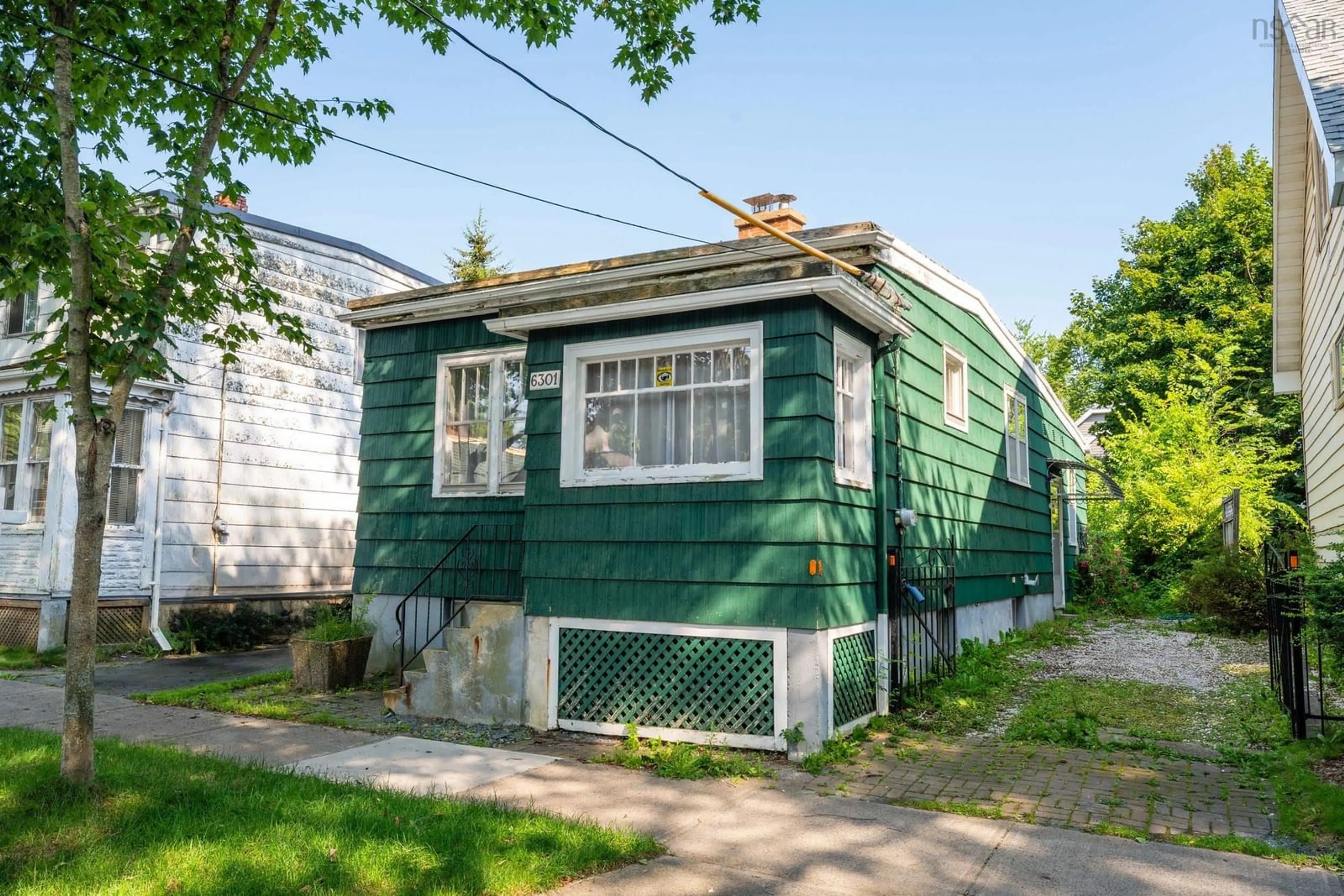 Unknown for 6301 Lawrence St, Halifax Nova Scotia B3L 1J8