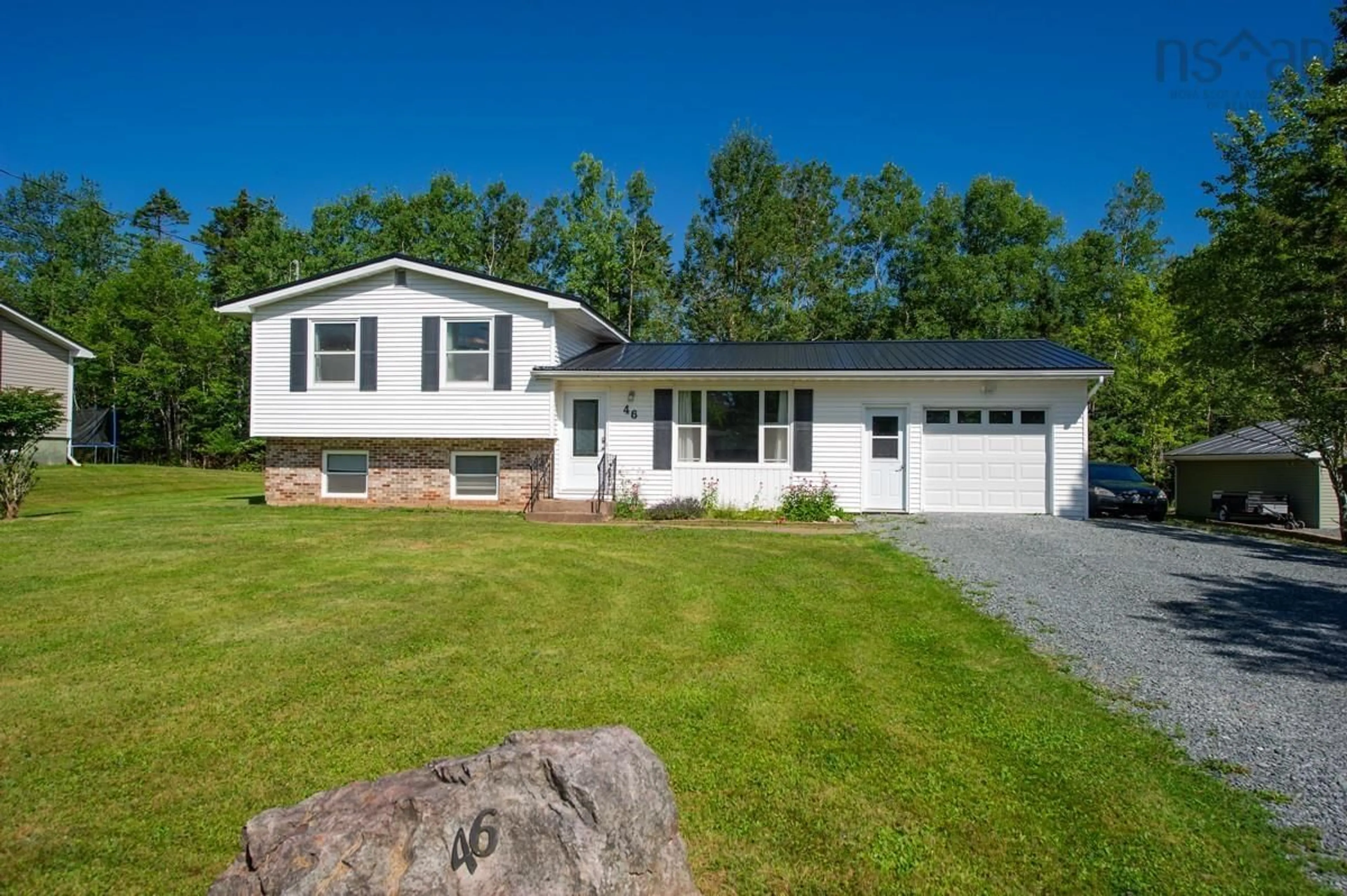 Home with vinyl exterior material, unknown for 46 Franklin Dr, Truro Heights Nova Scotia B6L 1G1