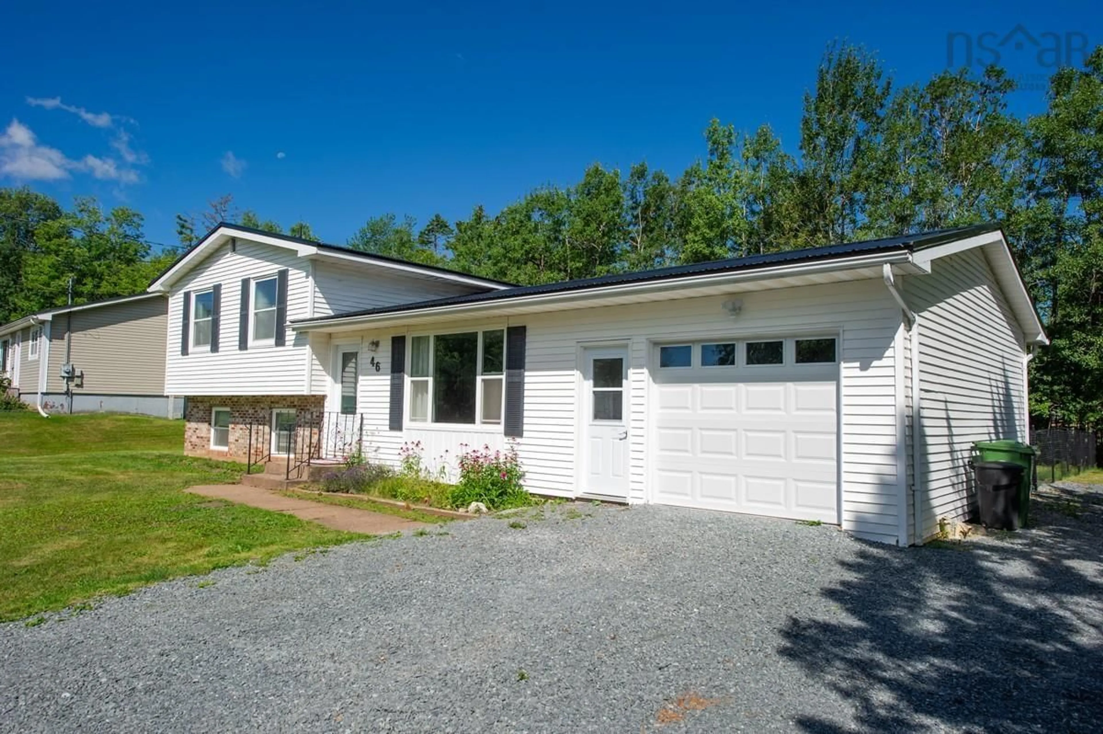 Home with vinyl exterior material, street for 46 Franklin Dr, Truro Heights Nova Scotia B6L 1G1