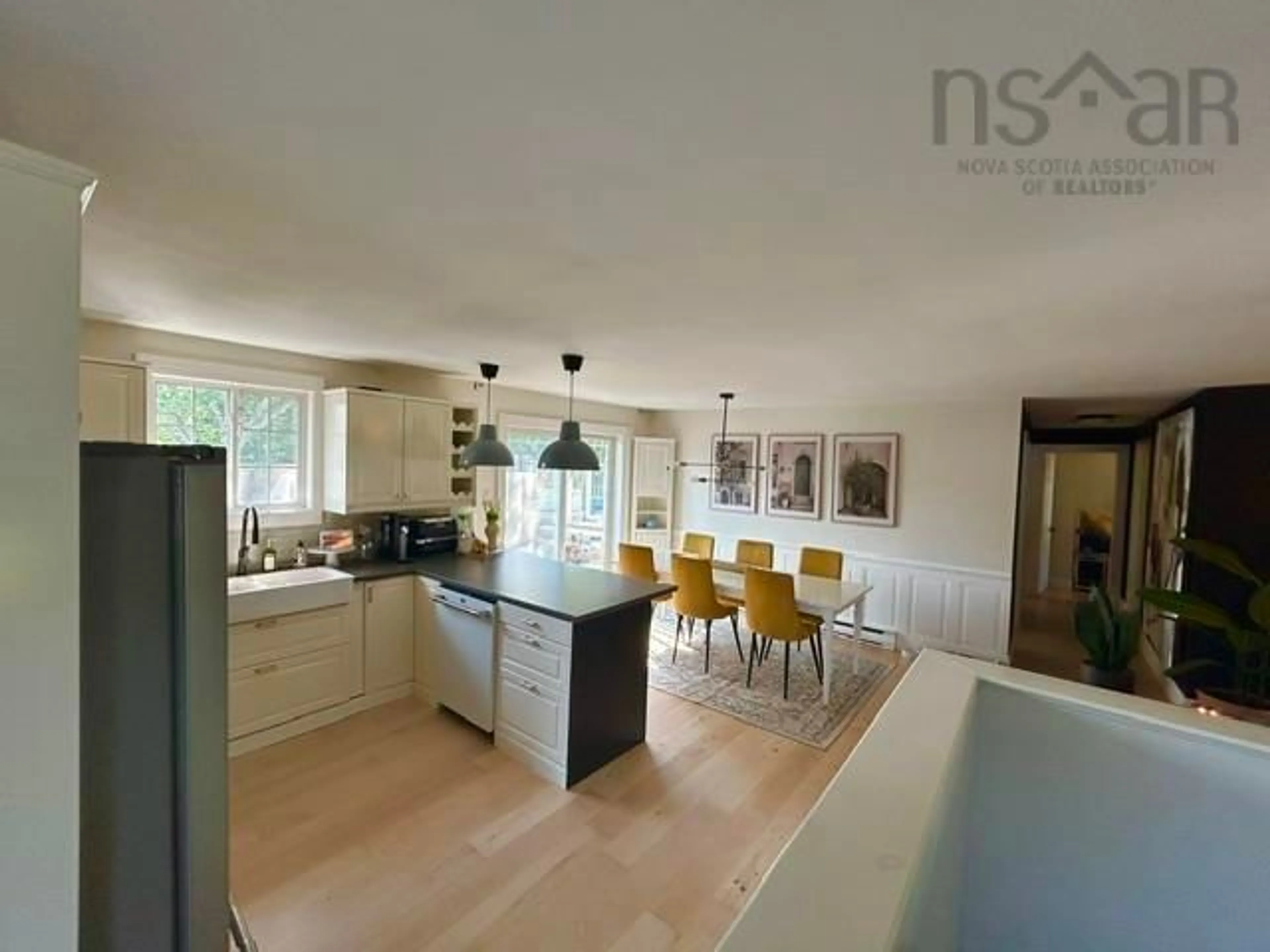 Contemporary kitchen, unknown for 39 Falcon Rd, Valley Nova Scotia B6L 2G3