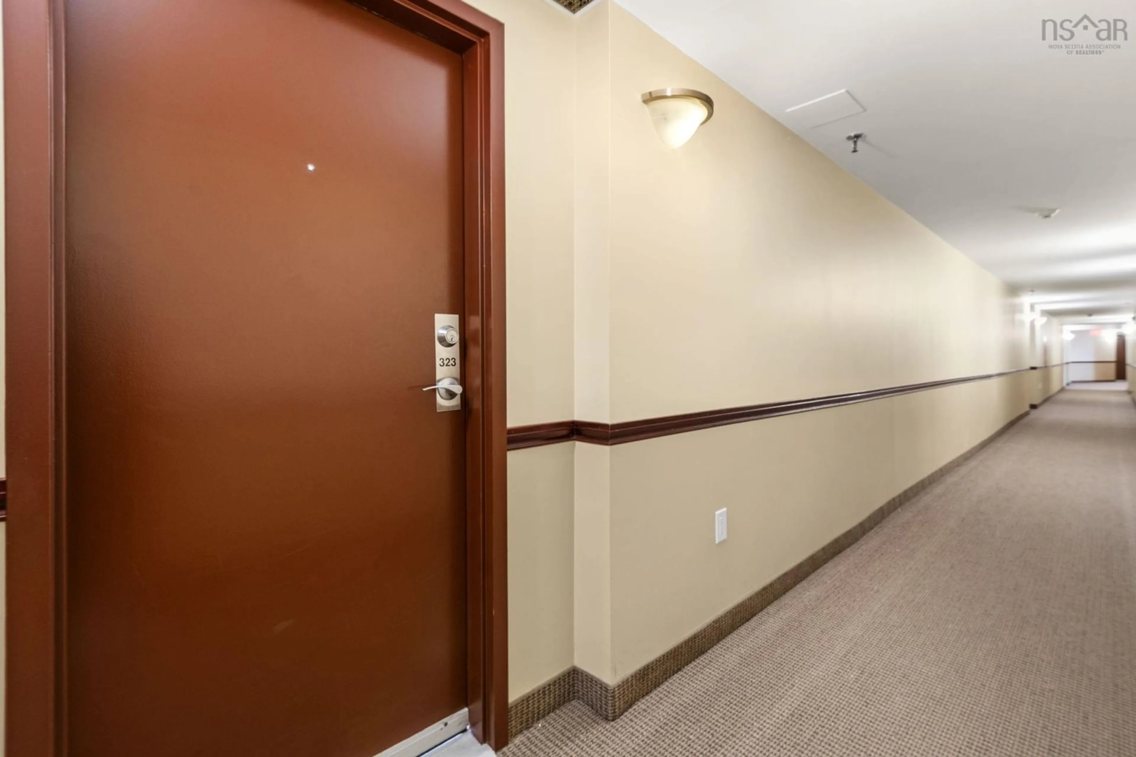 Indoor foyer for 45 Vimy Ave #323, Halifax Nova Scotia B3M 4C5