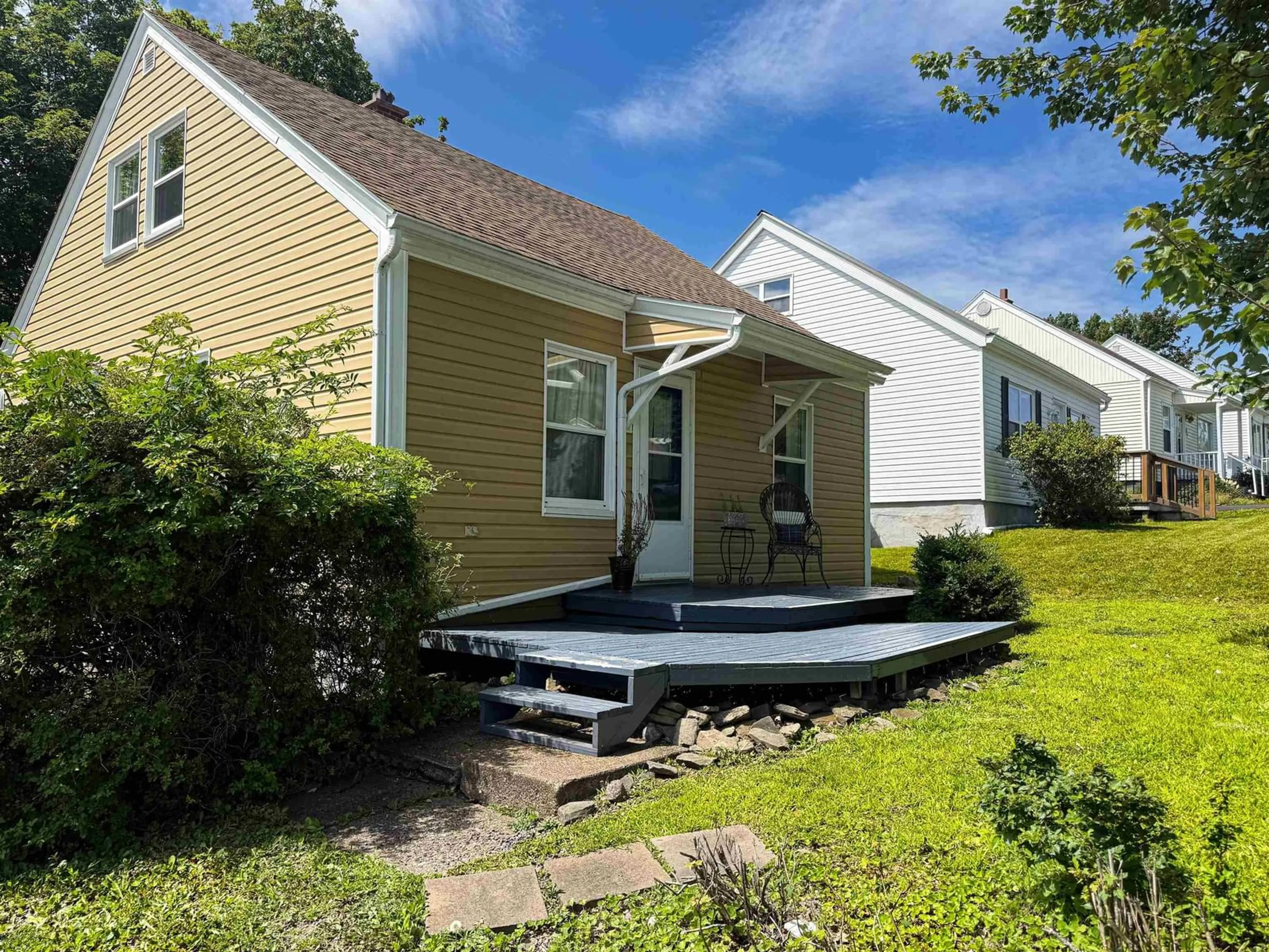 Home with vinyl exterior material, street for 11 Cedar St, Pictou Nova Scotia B0K 1X0