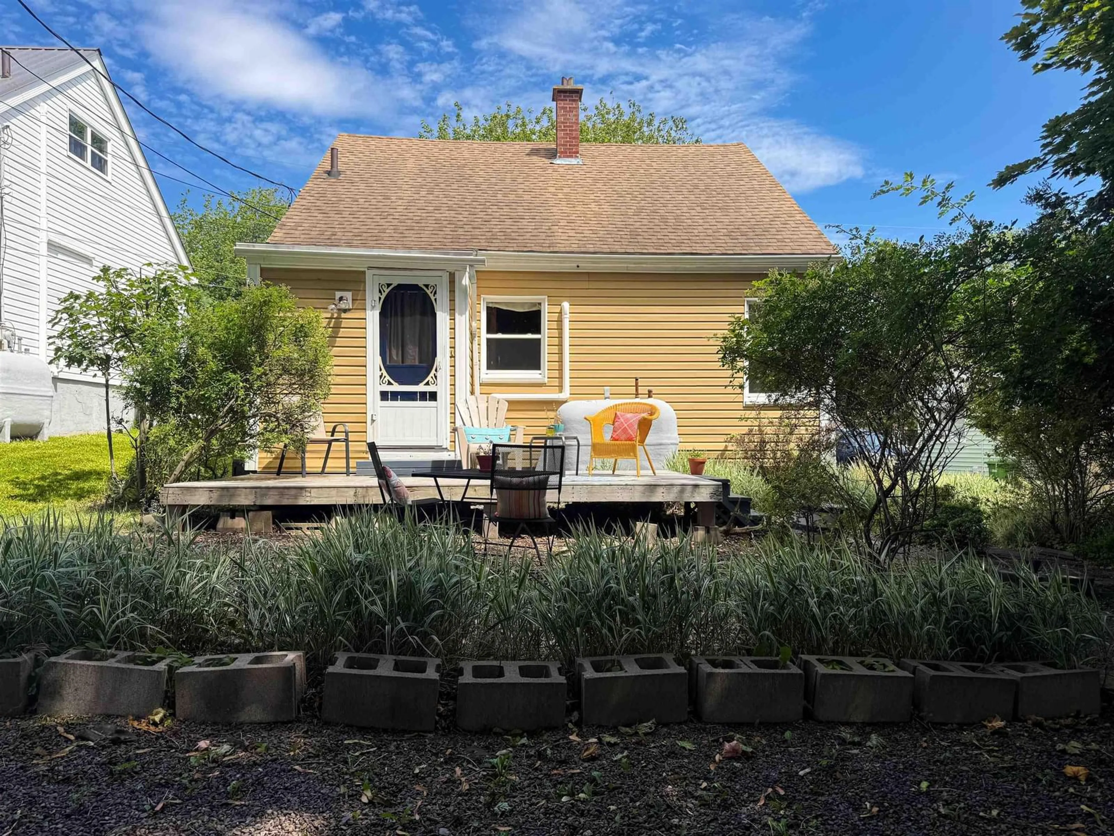 Unknown for 11 Cedar St, Pictou Nova Scotia B0K 1X0