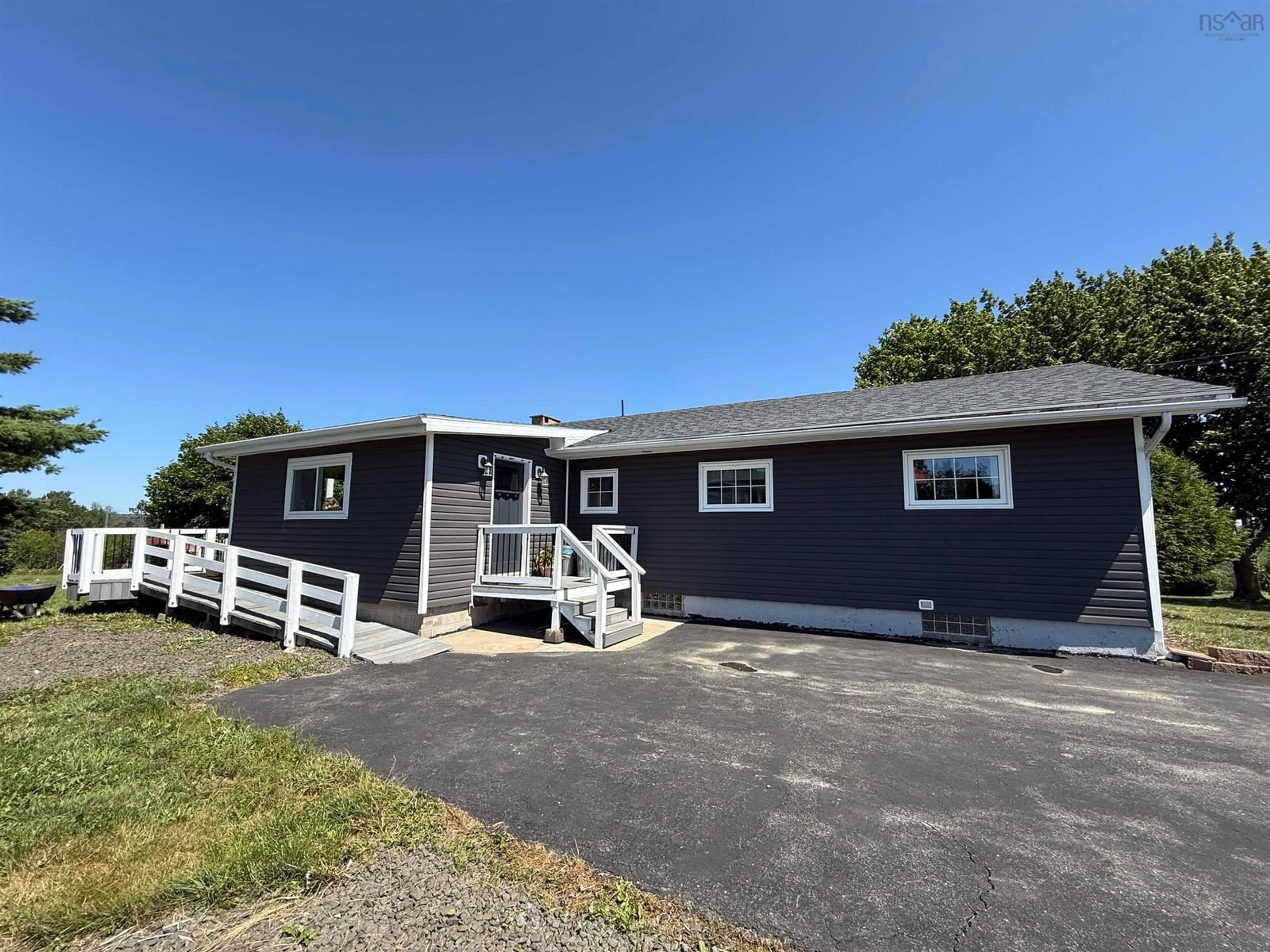 Home with vinyl exterior material, unknown for 1641 Lansdowne Rd, Bear River Nova Scotia B0S 1B0