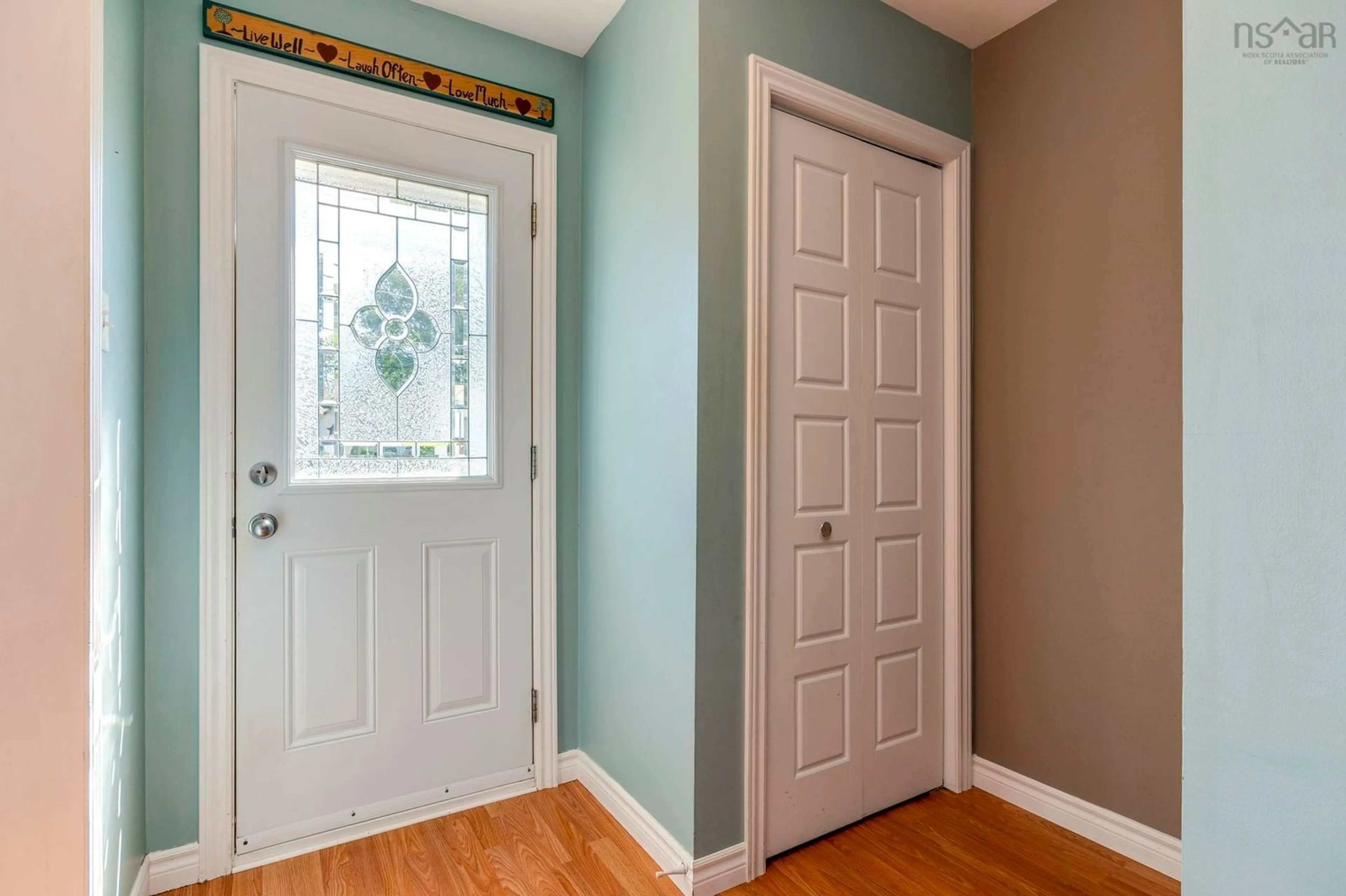 Indoor entryway for 16 Clermont Cres, Cole Harbour Nova Scotia B2W 4P1
