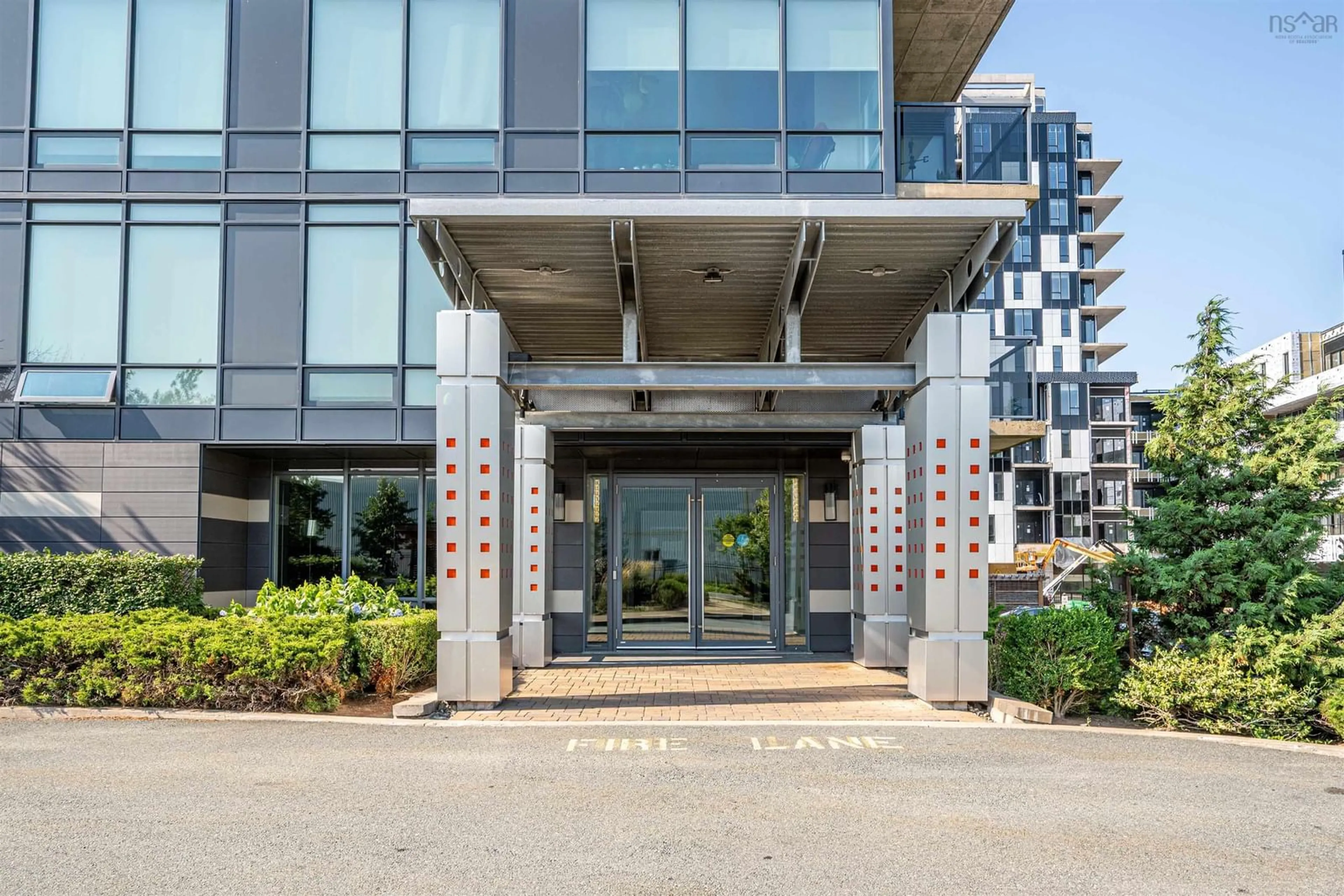 Indoor foyer for 3471 Dutch Village Rd #1202, Halifax Nova Scotia B3N 2S8