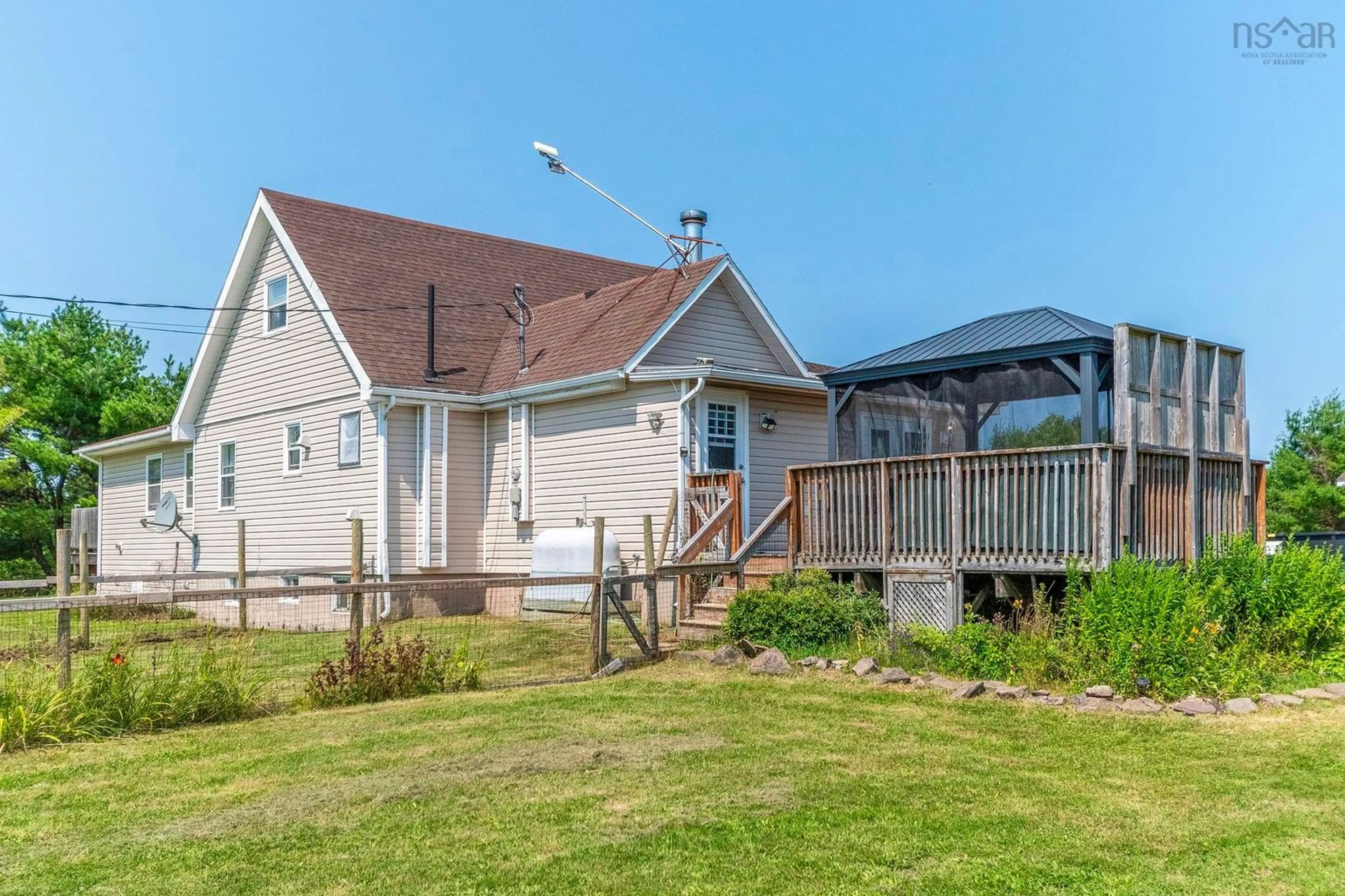 A pic from outside/outdoor area/front of a property/back of a property/a pic from drone, unknown for 1492 Glen Road Rd, Antigonish County Nova Scotia B2G 2L3