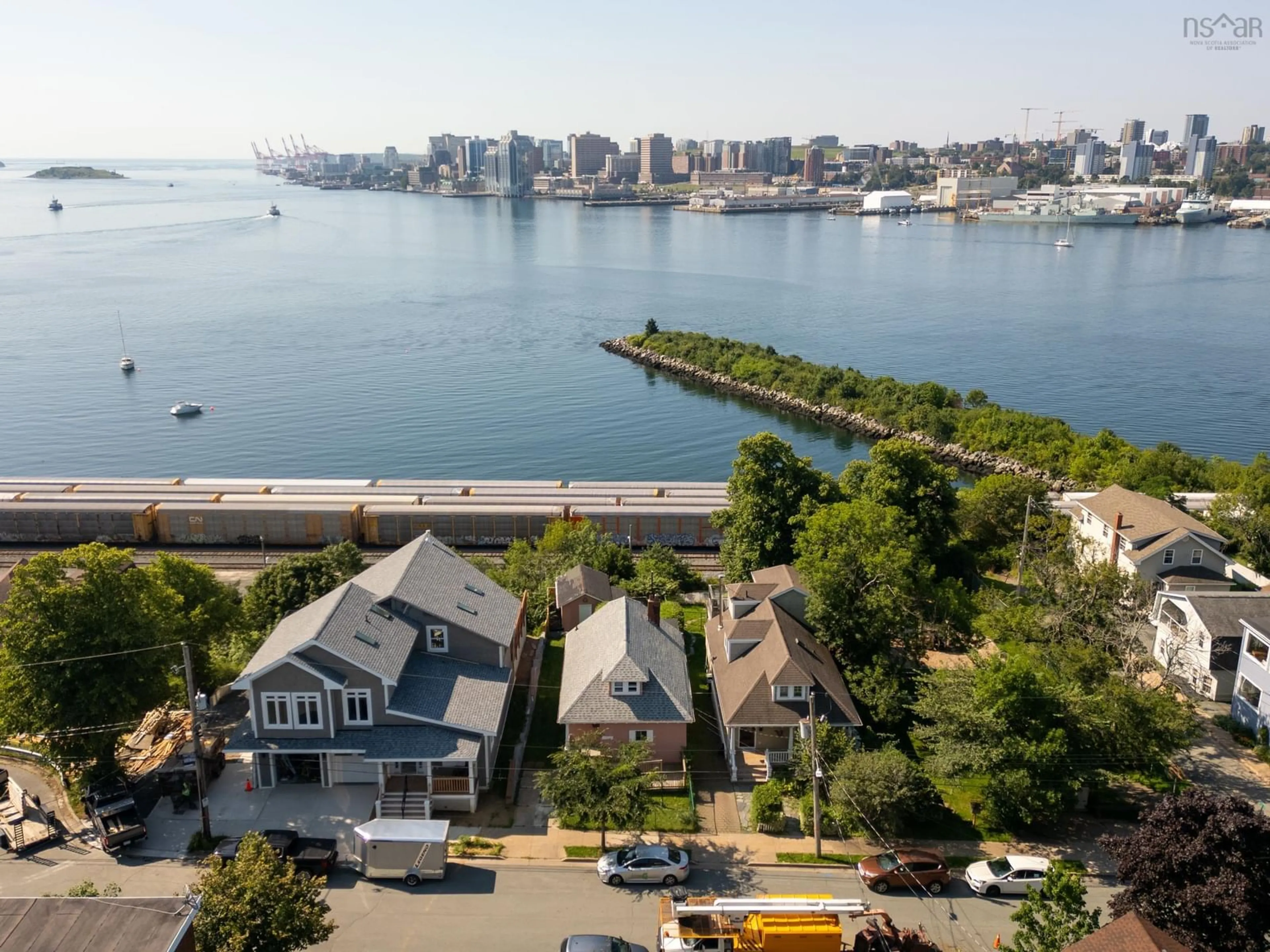 A pic from outside/outdoor area/front of a property/back of a property/a pic from drone, water/lake/river/ocean view for 13 Fairbanks St, Dartmouth Nova Scotia B3A 1B8
