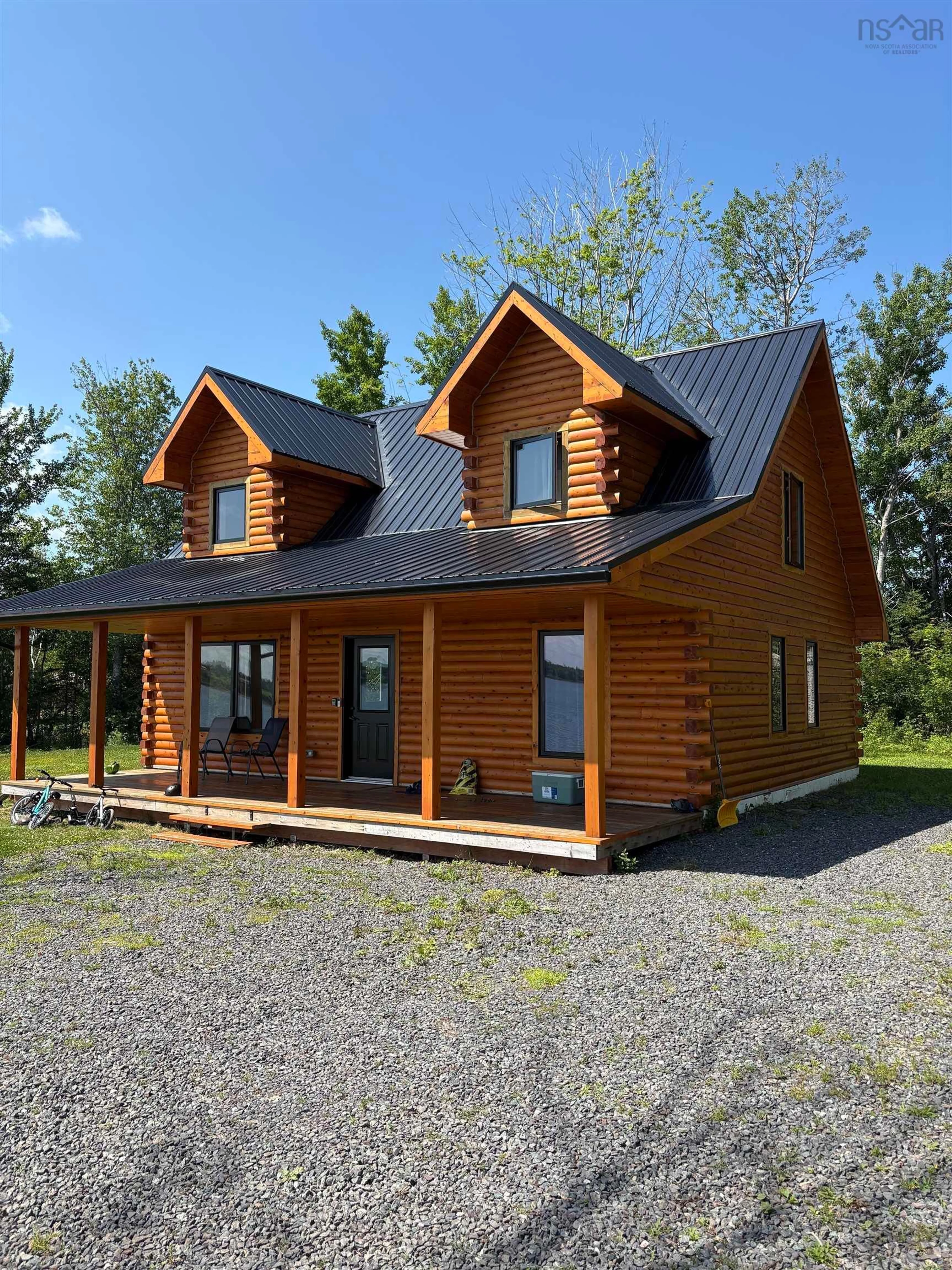 Home with vinyl exterior material, building for 1124 Sandpoint Rd, Sand Point Nova Scotia B0K 1V0