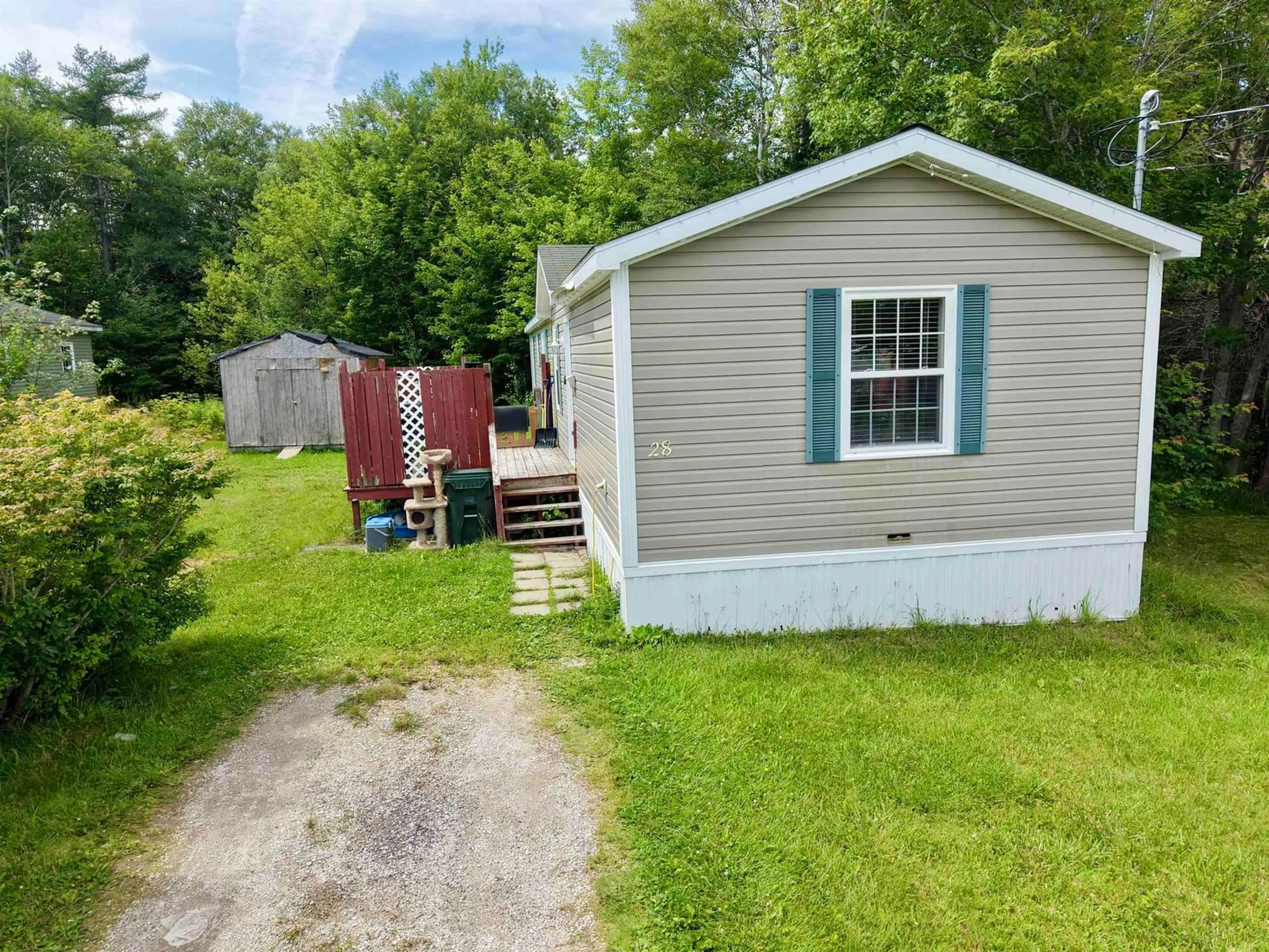 Shed for 28 Bendix St, Cape Breton Nova Scotia B1V 3C3