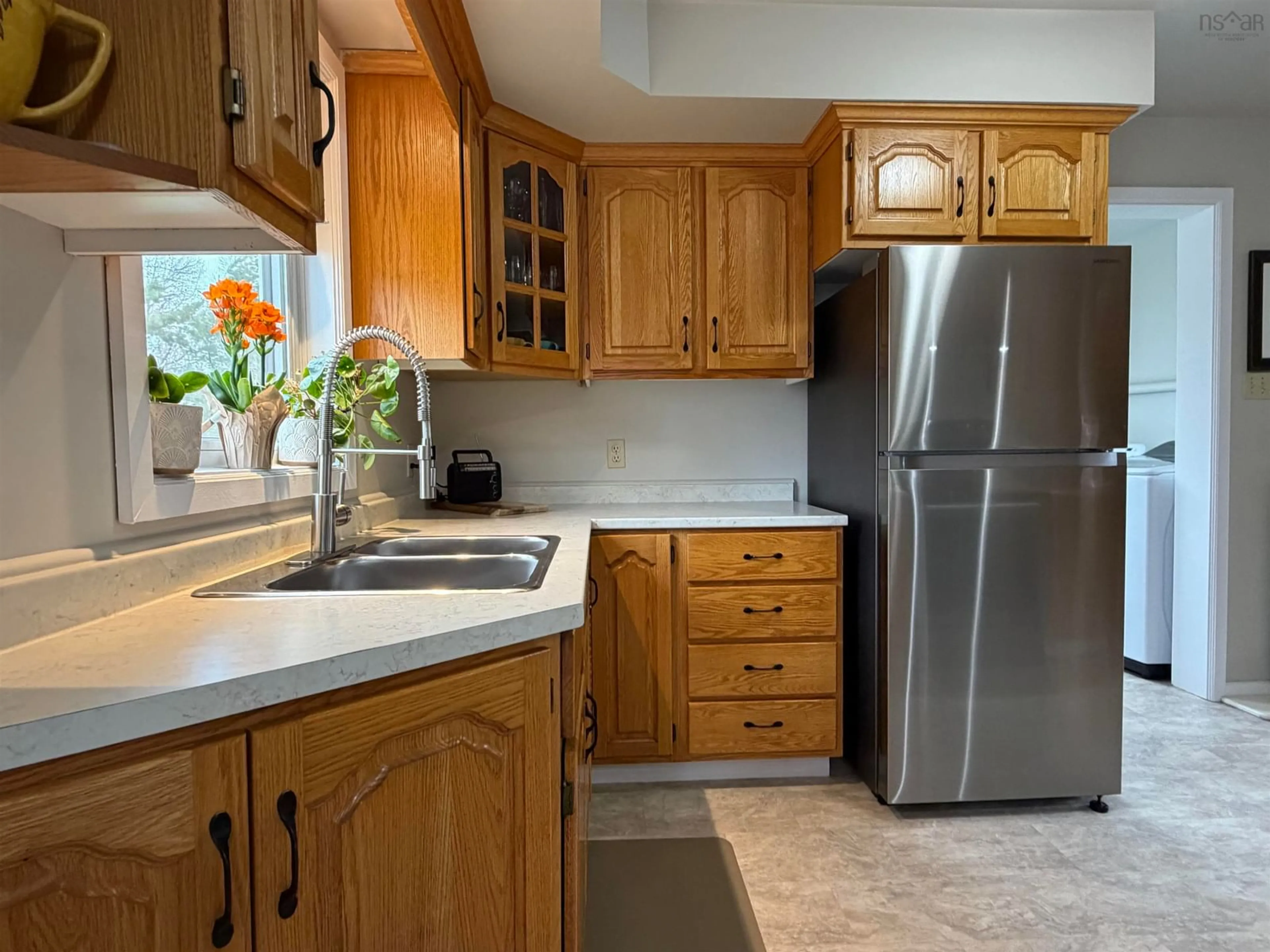 Standard kitchen, ceramic/tile floor for 134 Stellar St, Stellarton Nova Scotia B0K 1S0