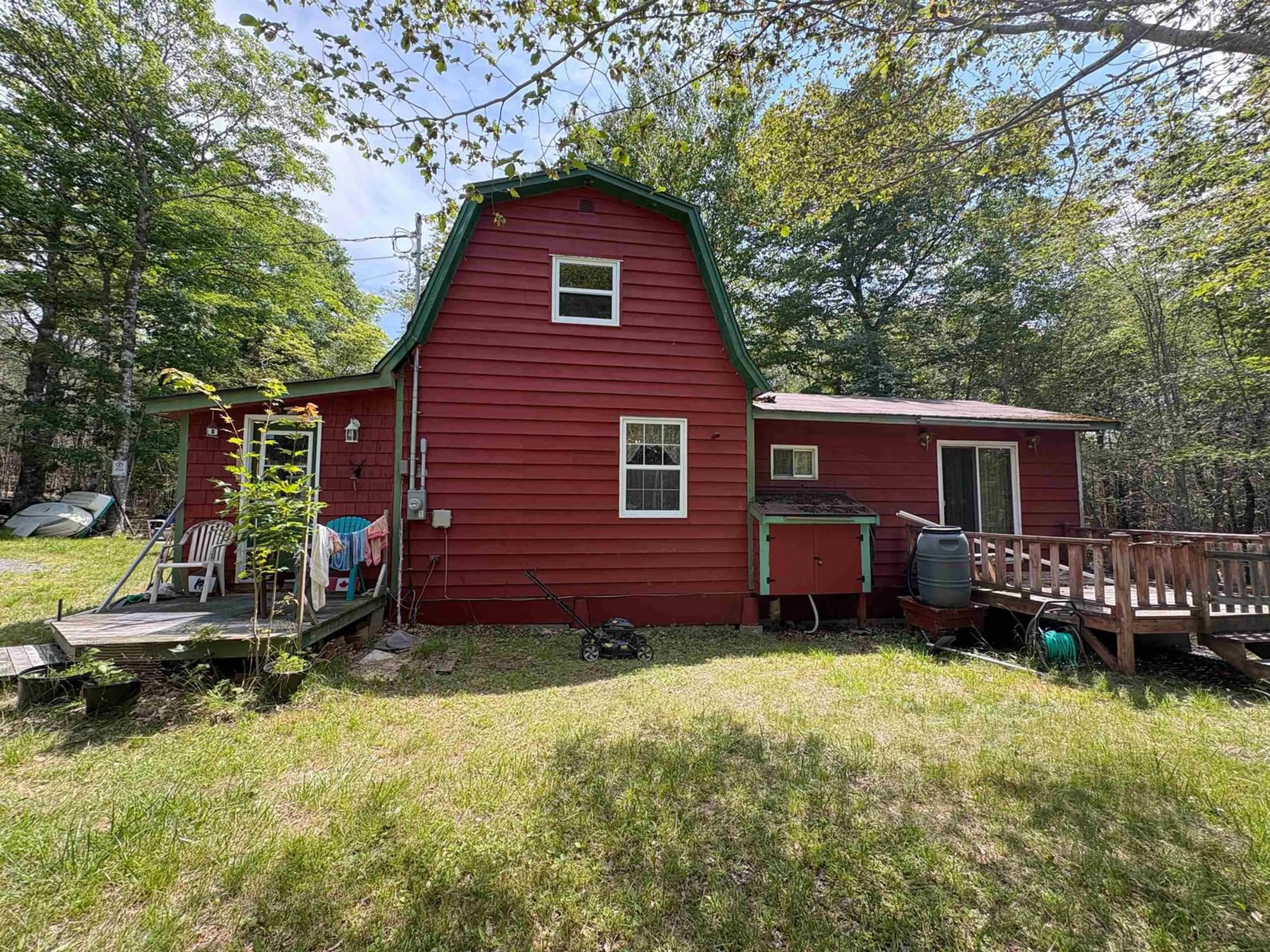 Shed for 507 Turner Point Dr, Walden Nova Scotia B0J 2E0