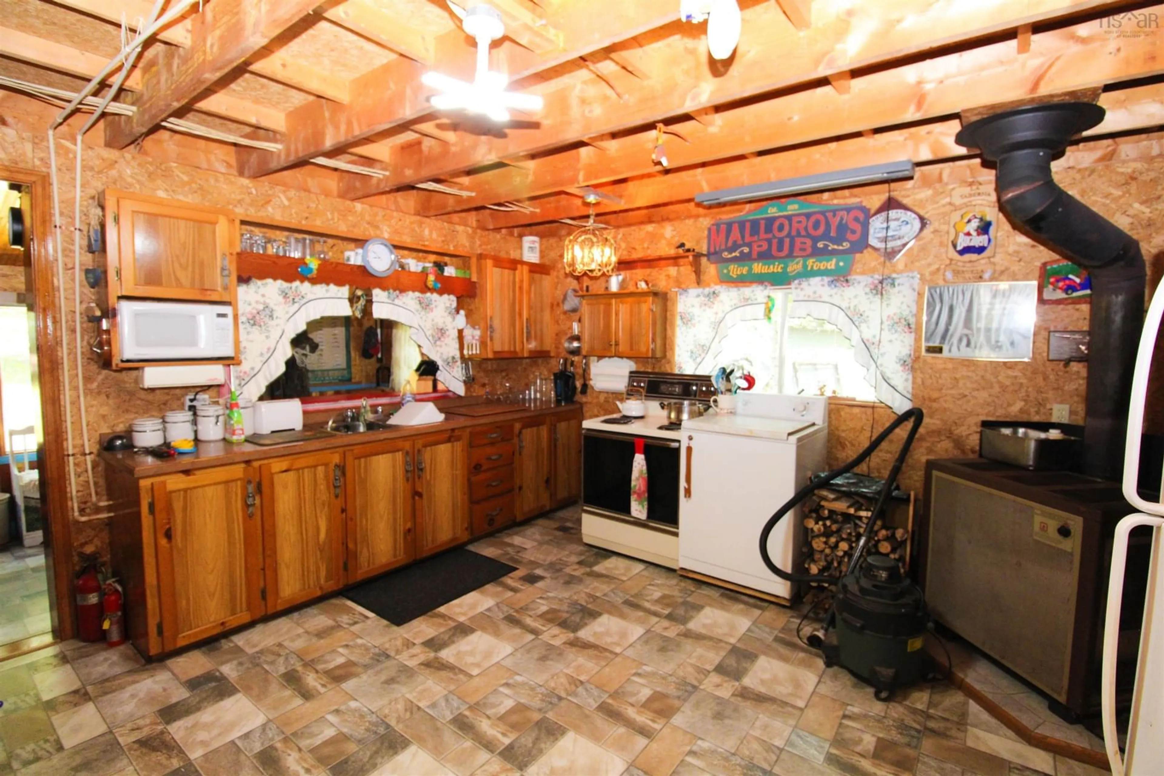 Unknown for 507 Turner Point Dr, Walden Nova Scotia B0J 2E0
