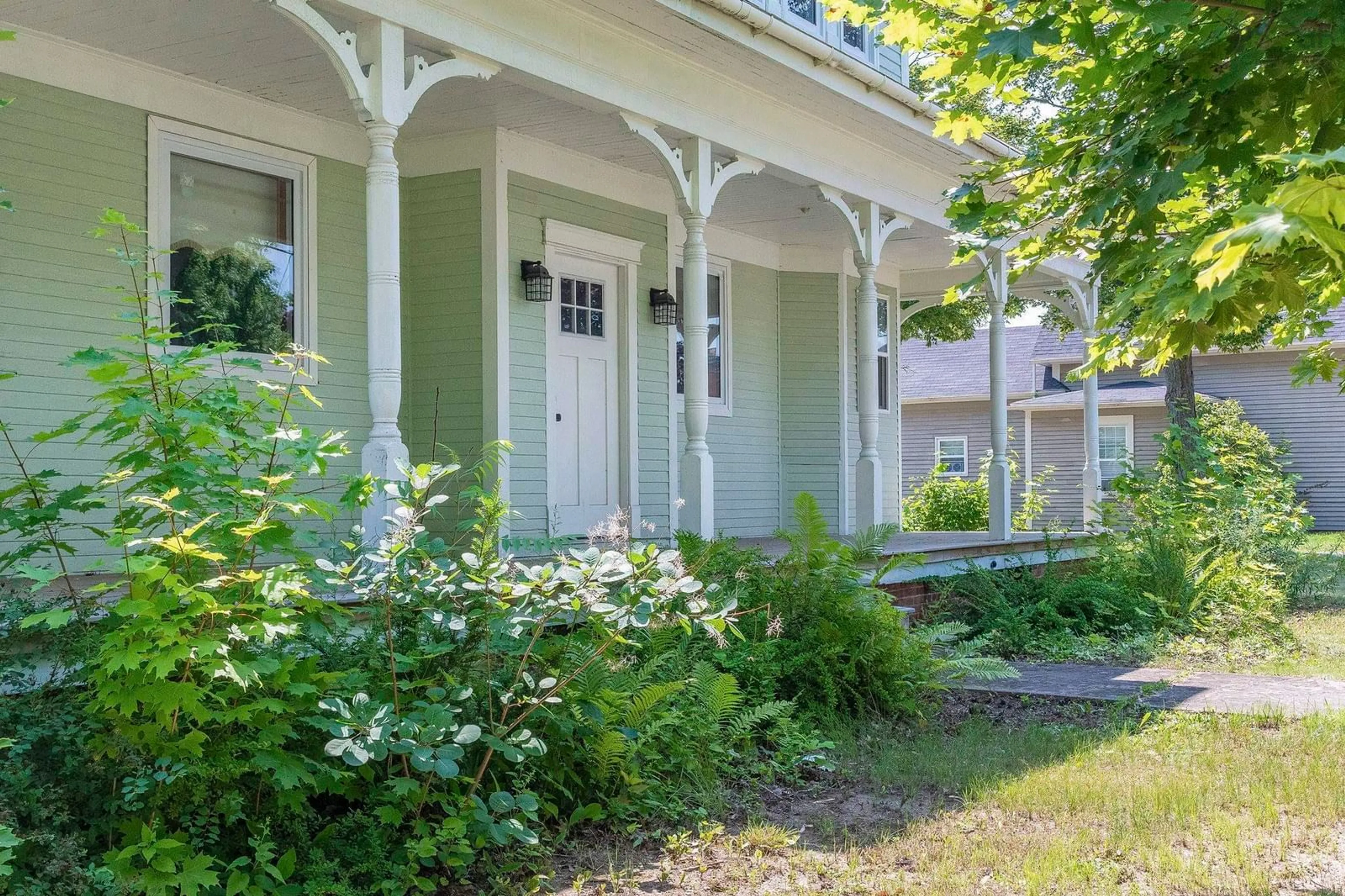 Patio, street for 366 Main Street, Middleton Nova Scotia B0S 1P0
