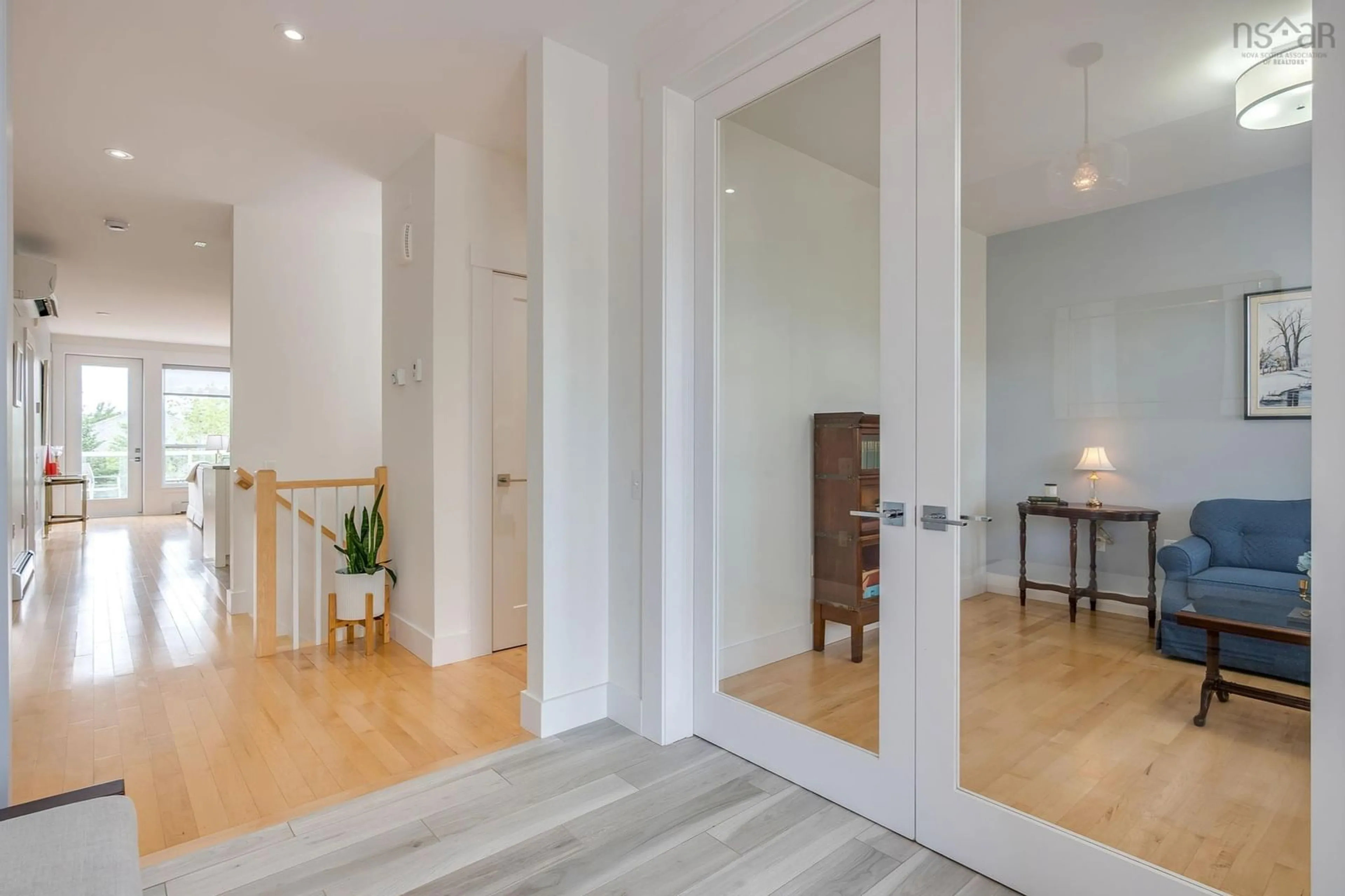 Indoor entryway for 188 Bradford Pl, Bedford Nova Scotia B4B 0R6