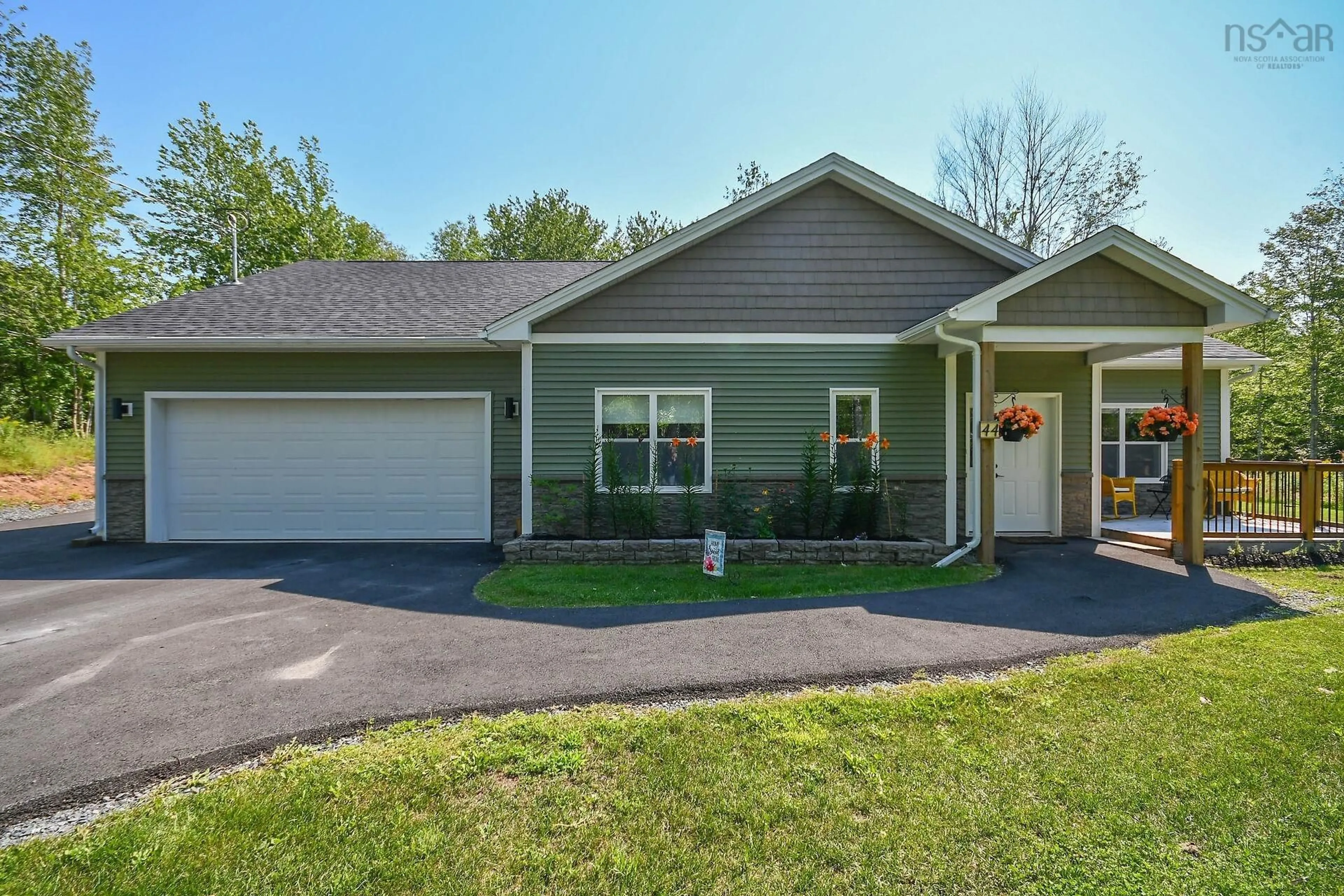 Home with vinyl exterior material, street for 44 Fairway Ave, Shubenacadie East Nova Scotia B0N 2H0