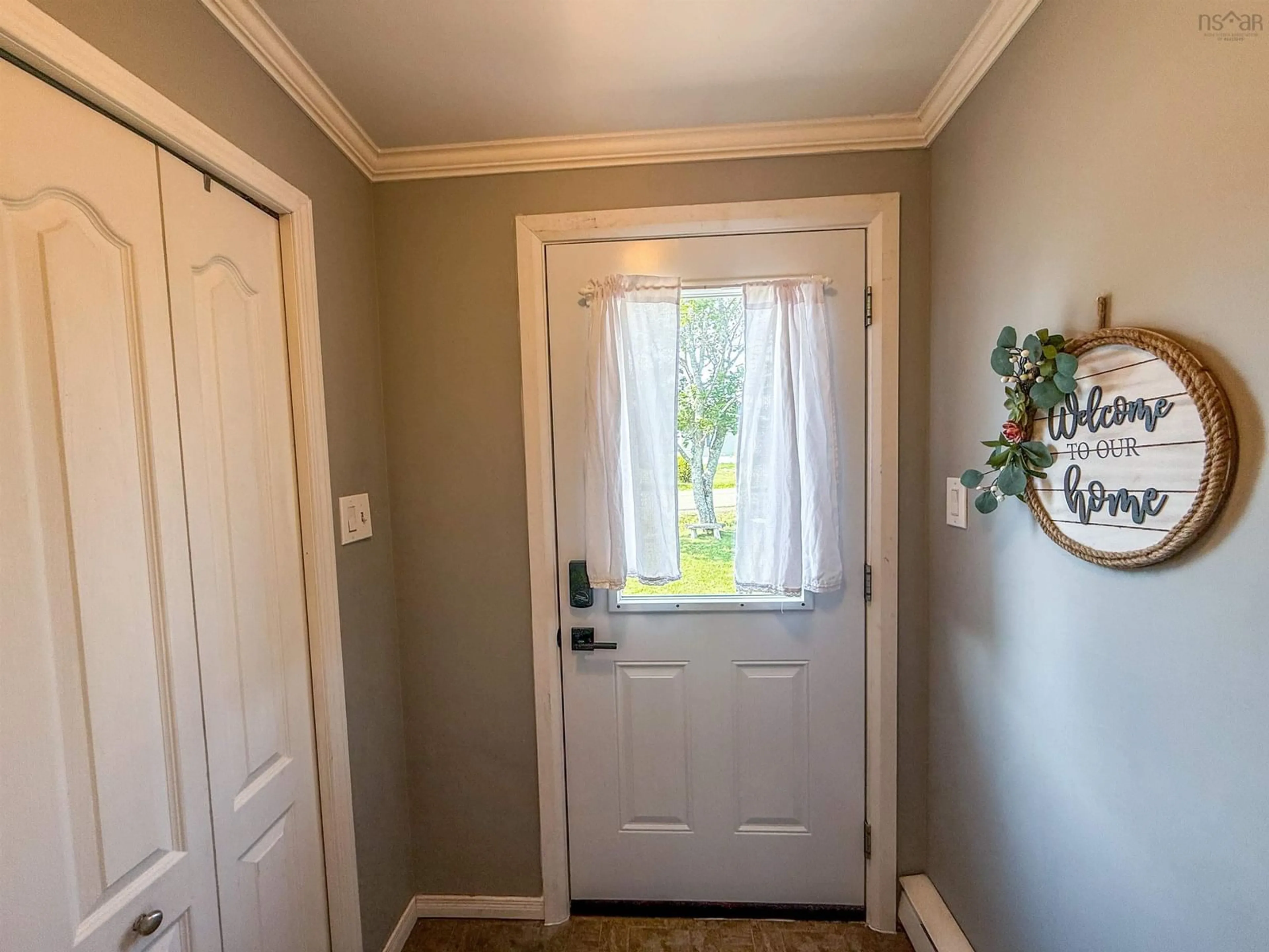 Indoor entryway for 38 Vimy Rd, Debert Nova Scotia B0M 1G0