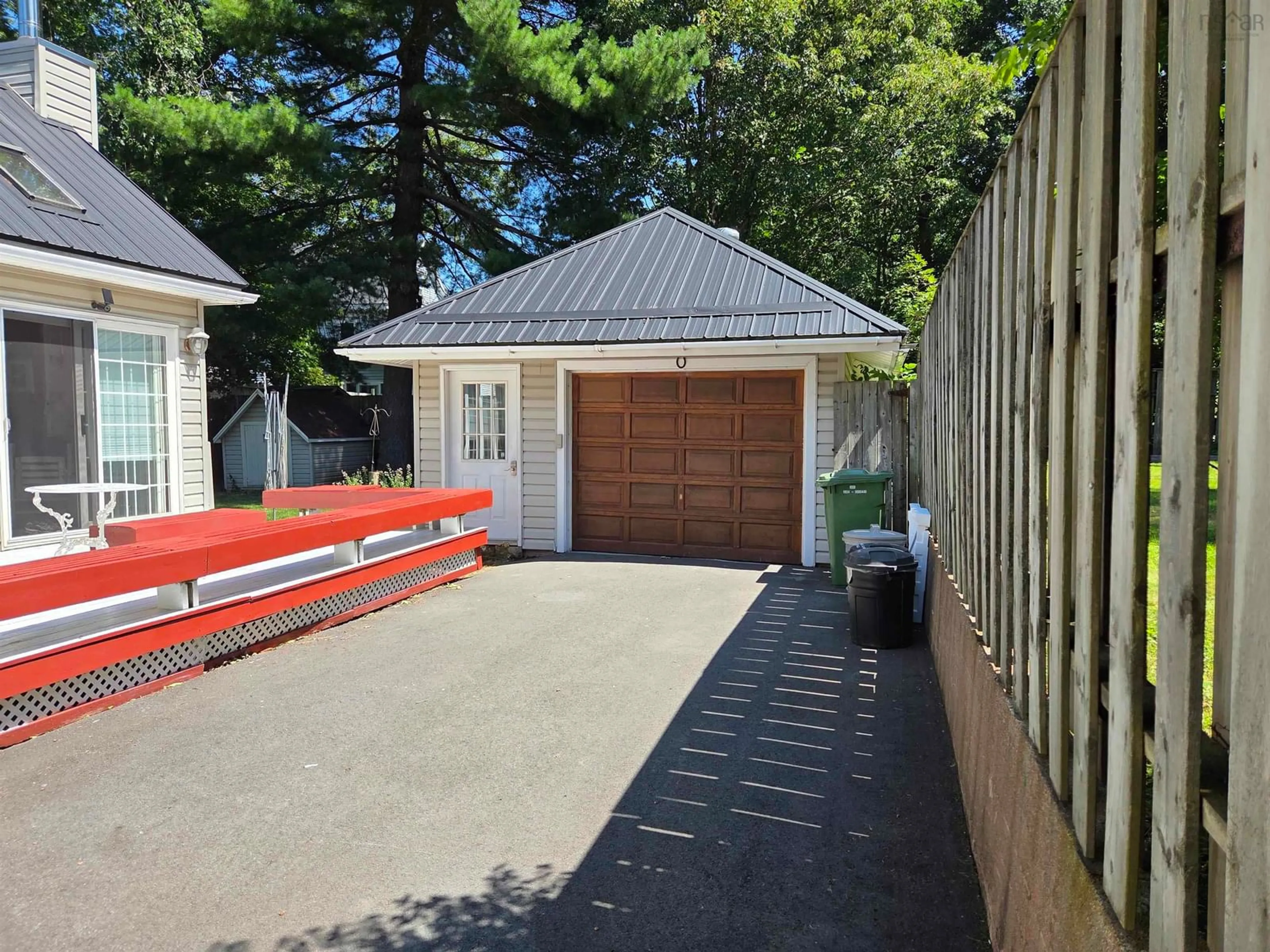 Indoor garage for 135 Dominion St, Truro Nova Scotia B2N 3P7
