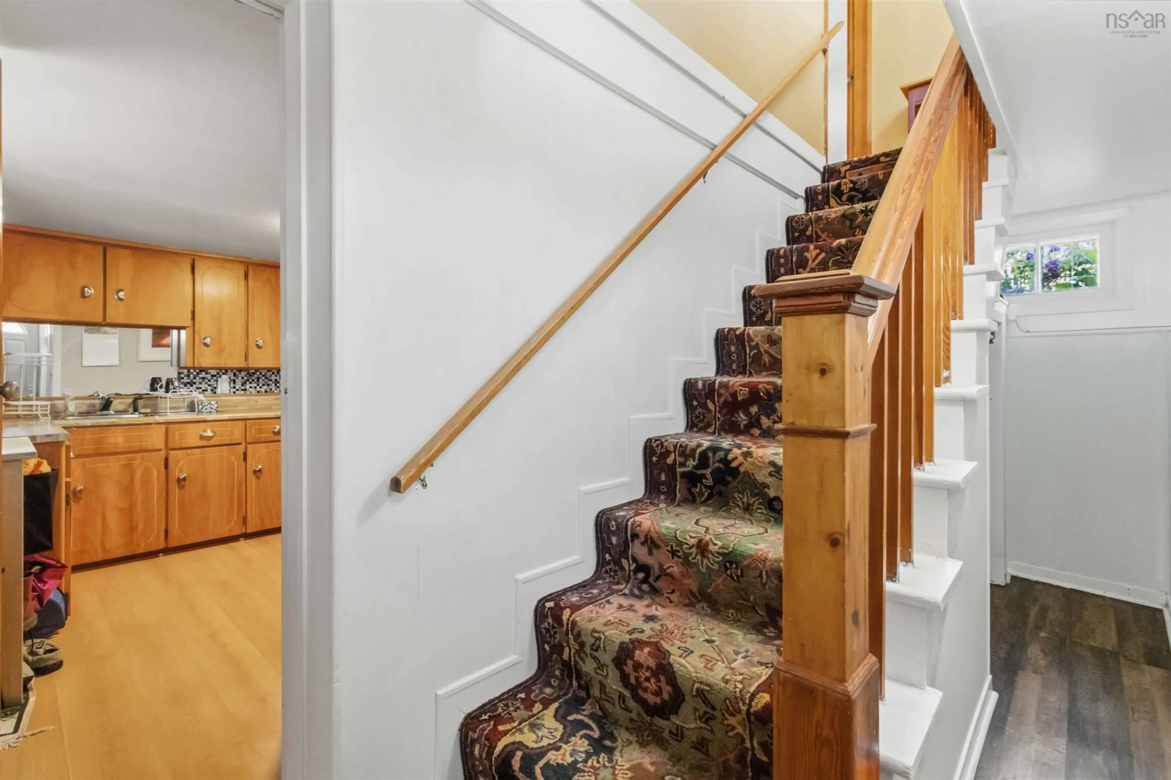 Stairs for 3628 Barrington St, Halifax Nova Scotia B3K 2Y2