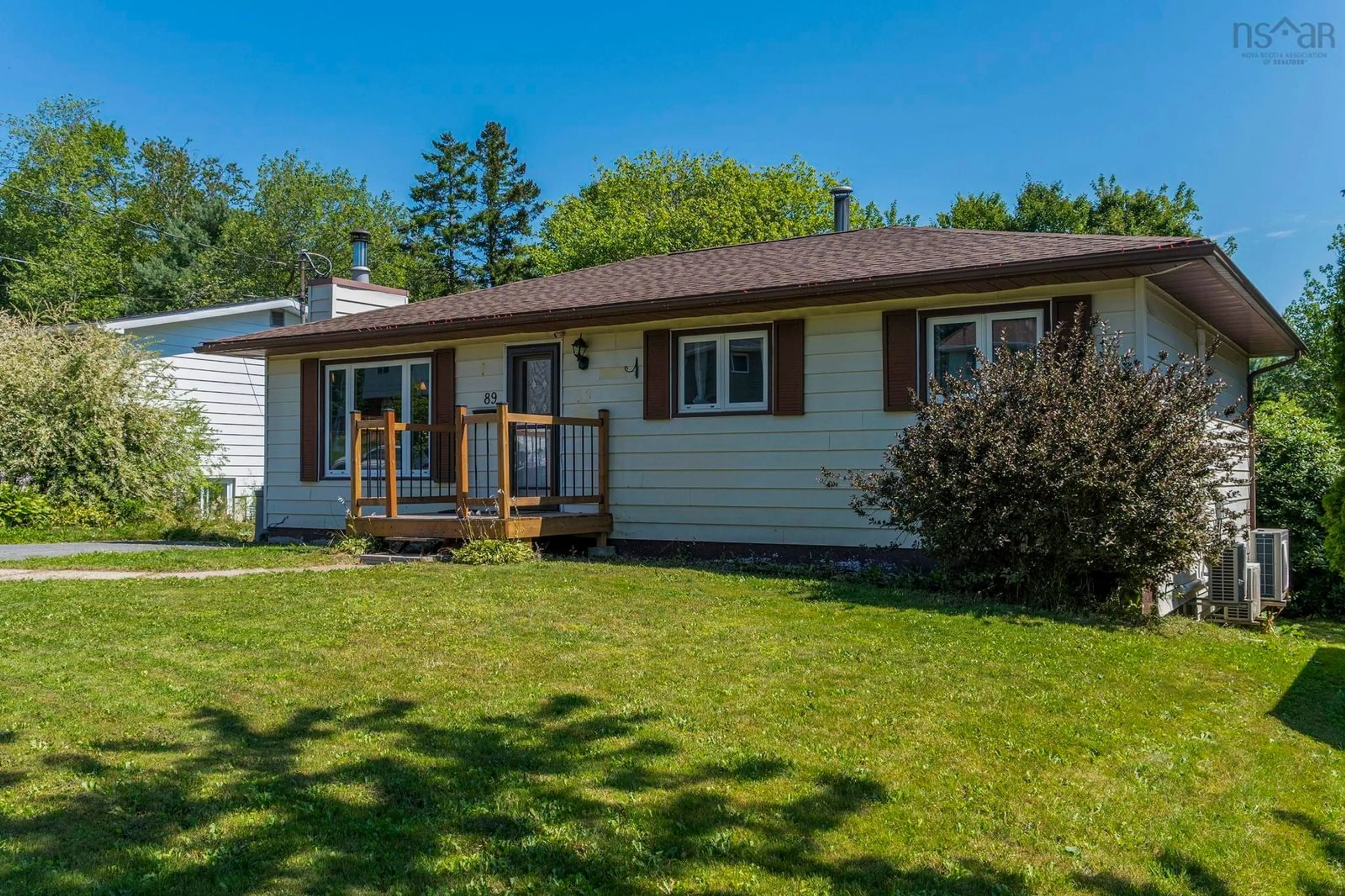 Home with vinyl exterior material, unknown for 89 Taranaki Dr, Dartmouth Nova Scotia B2W 4X3