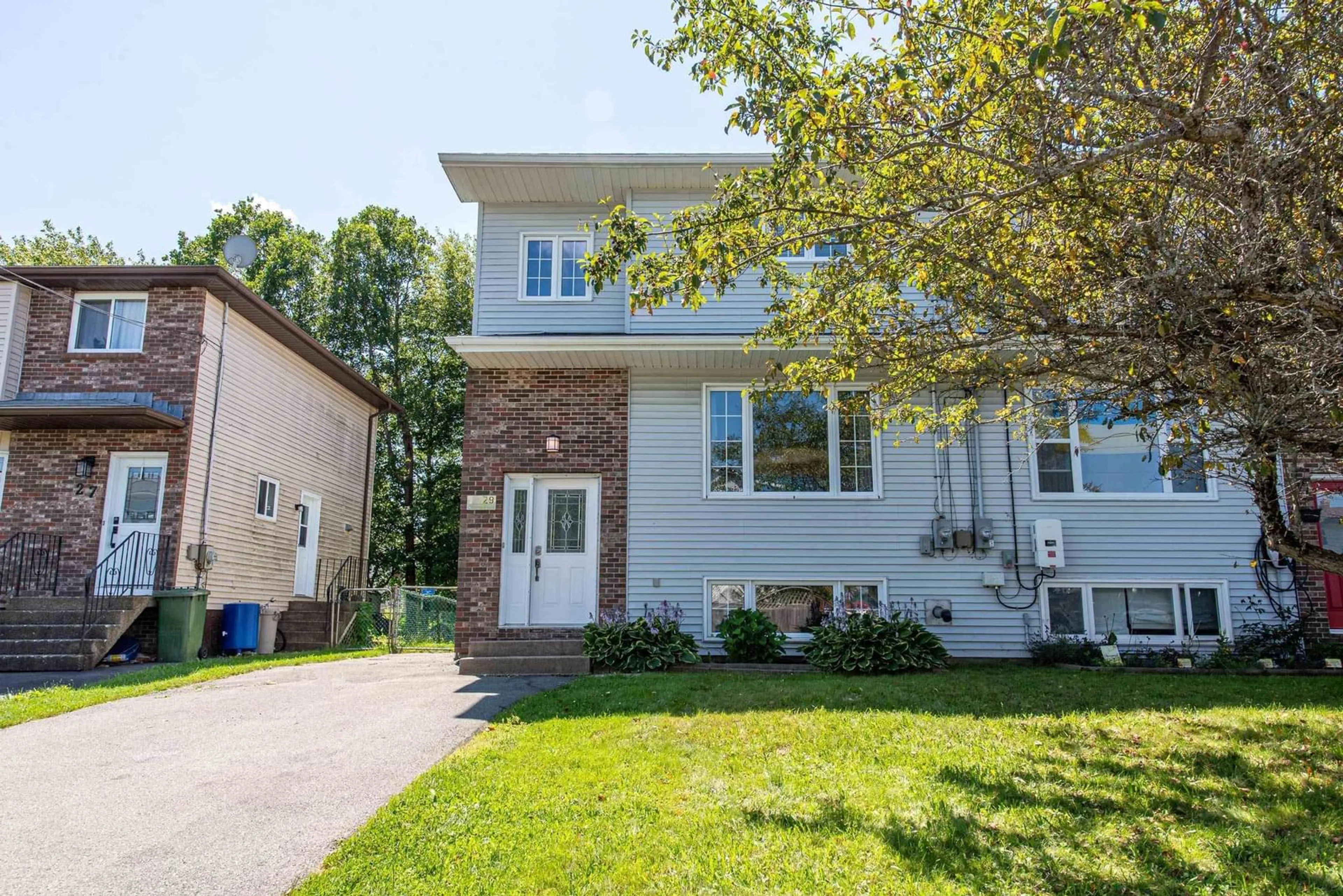 Home with vinyl exterior material, street for 29 Colonna Pl, Dartmouth Nova Scotia B3X 3H8