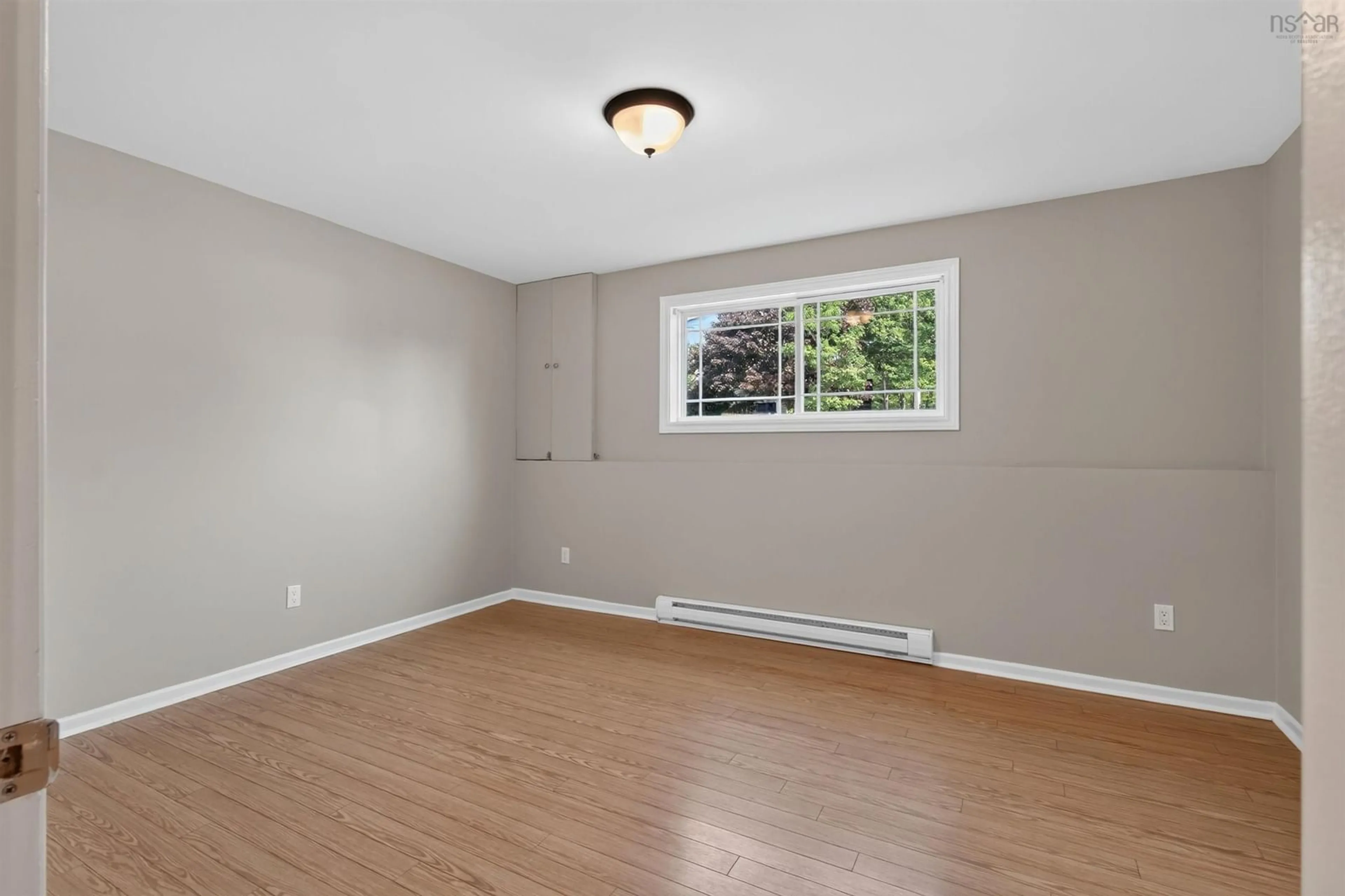 A pic of a room for 130 Cranberry Cres, Dartmouth Nova Scotia B2W 5A8