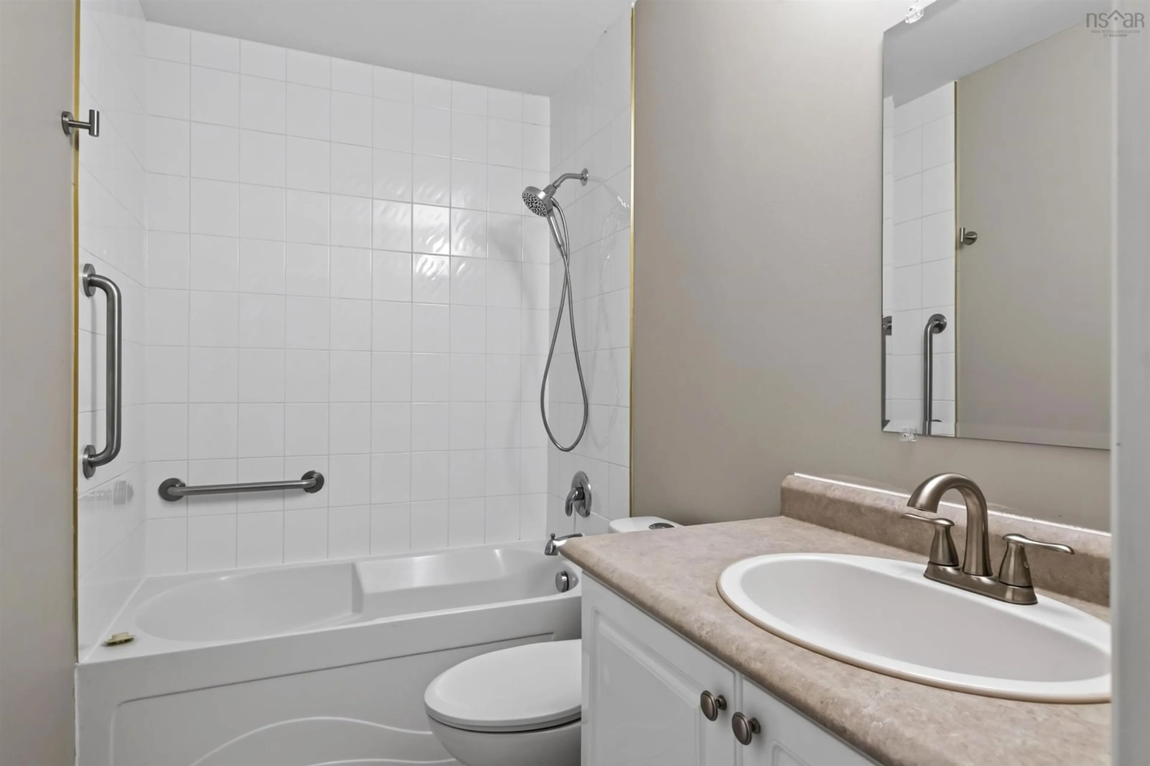 Standard bathroom, unknown for 130 Cranberry Cres, Dartmouth Nova Scotia B2W 5A8