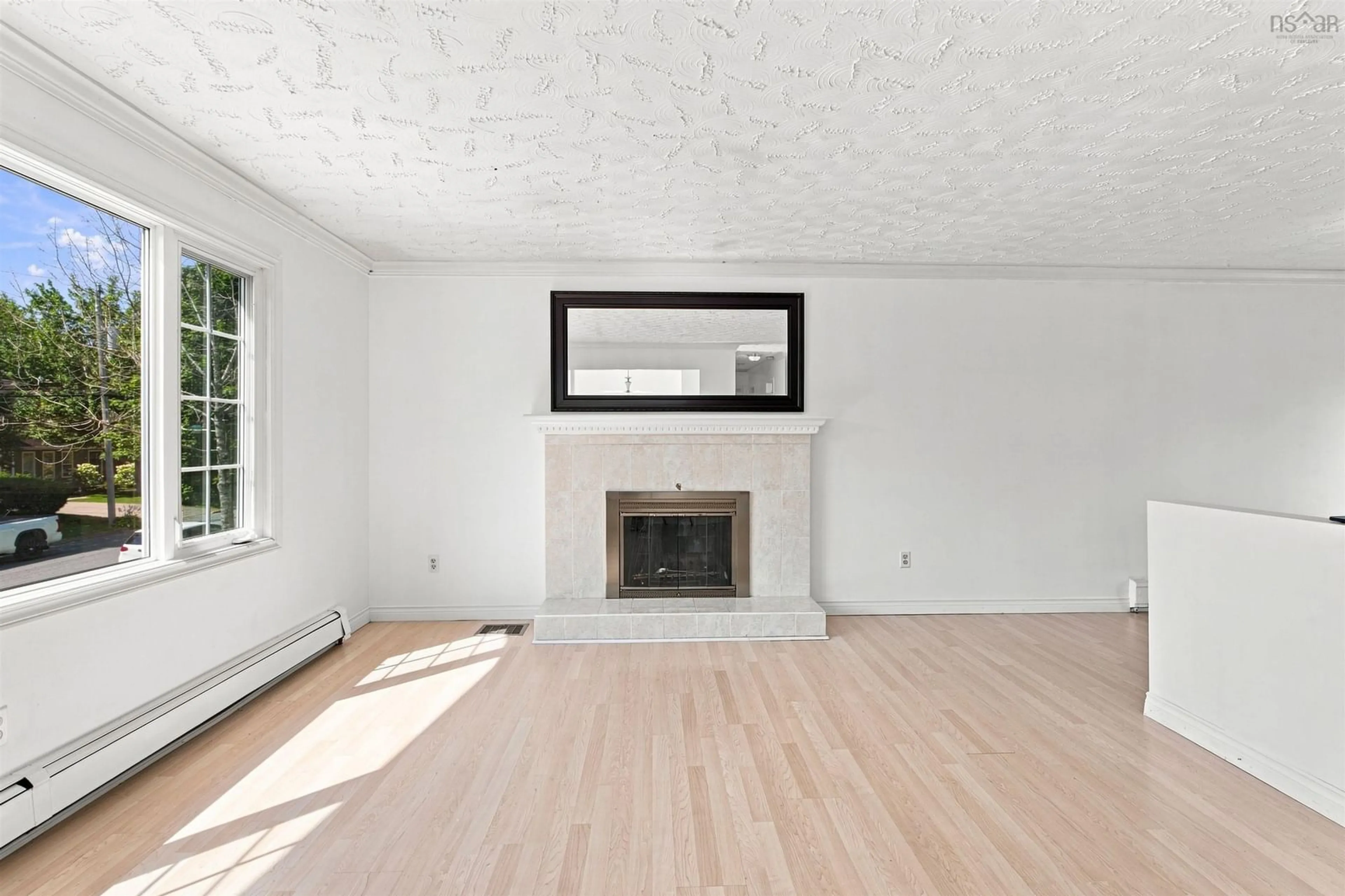A pic of a room for 2 Applewood Lane, Dartmouth Nova Scotia B2X 2Z6