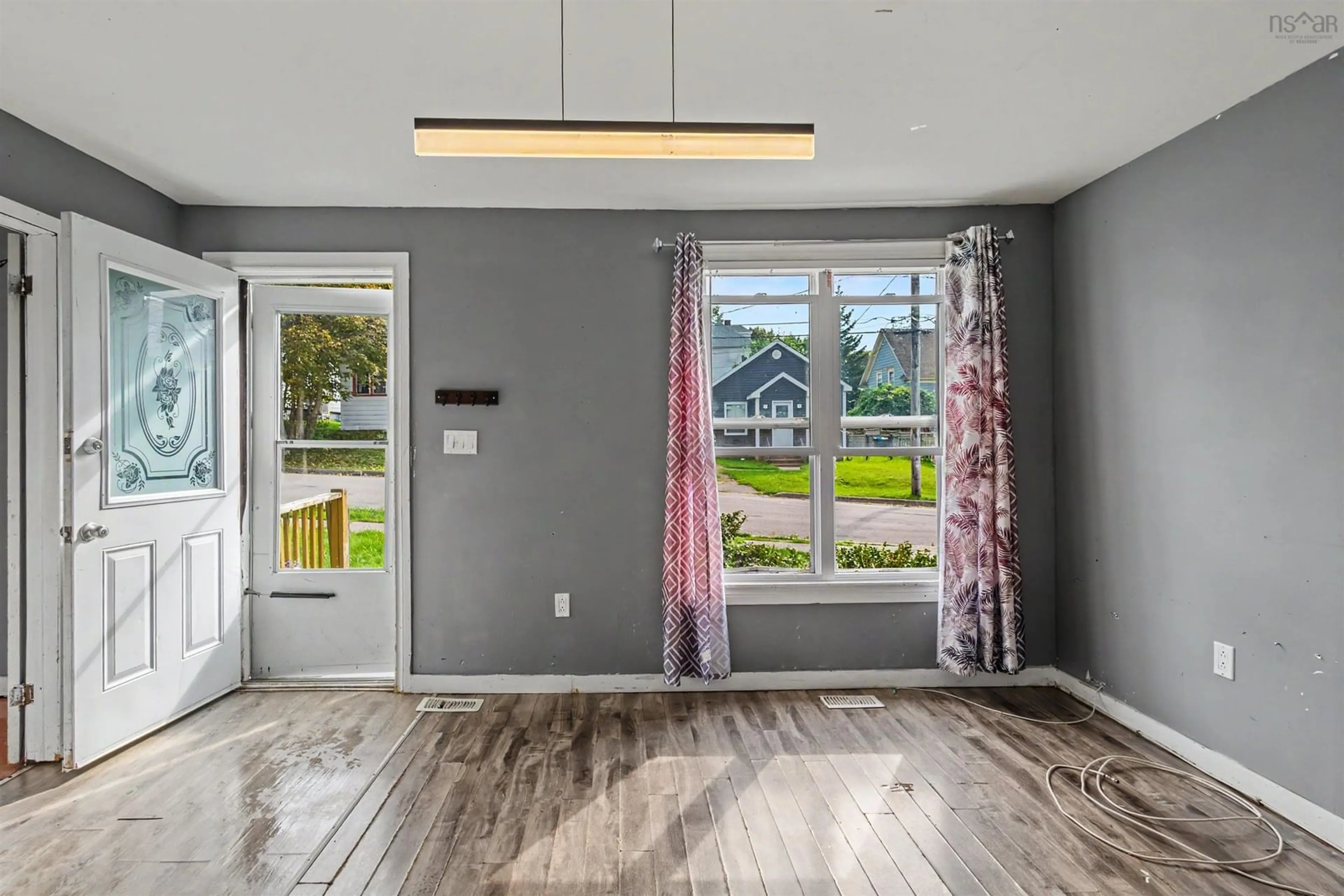 Indoor entryway for 13 Central St, Sydney Nova Scotia B1P 2A7