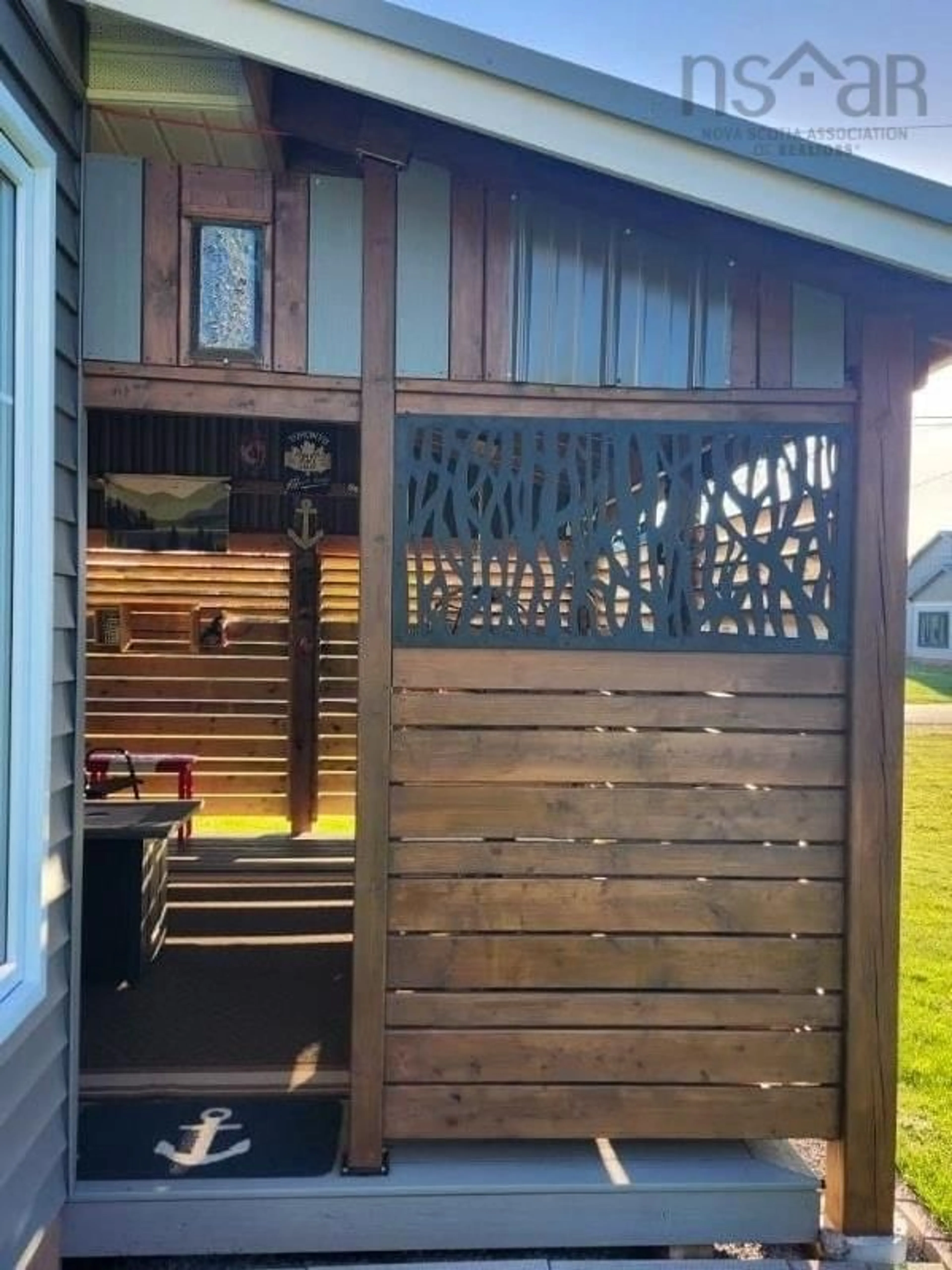 Indoor entryway for 28 Eagleview Dr, Murray Siding Nova Scotia B6L 3J2