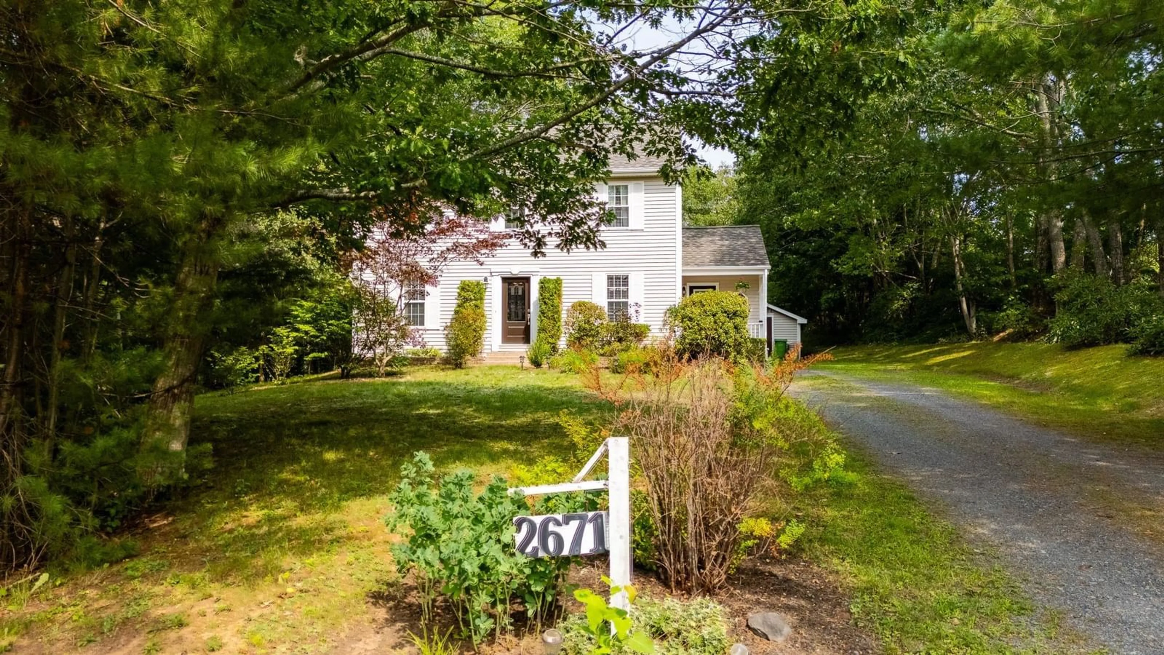Home with vinyl exterior material, street for 2671 Mountain View Rd, Coldbrook Nova Scotia B4R 1B7