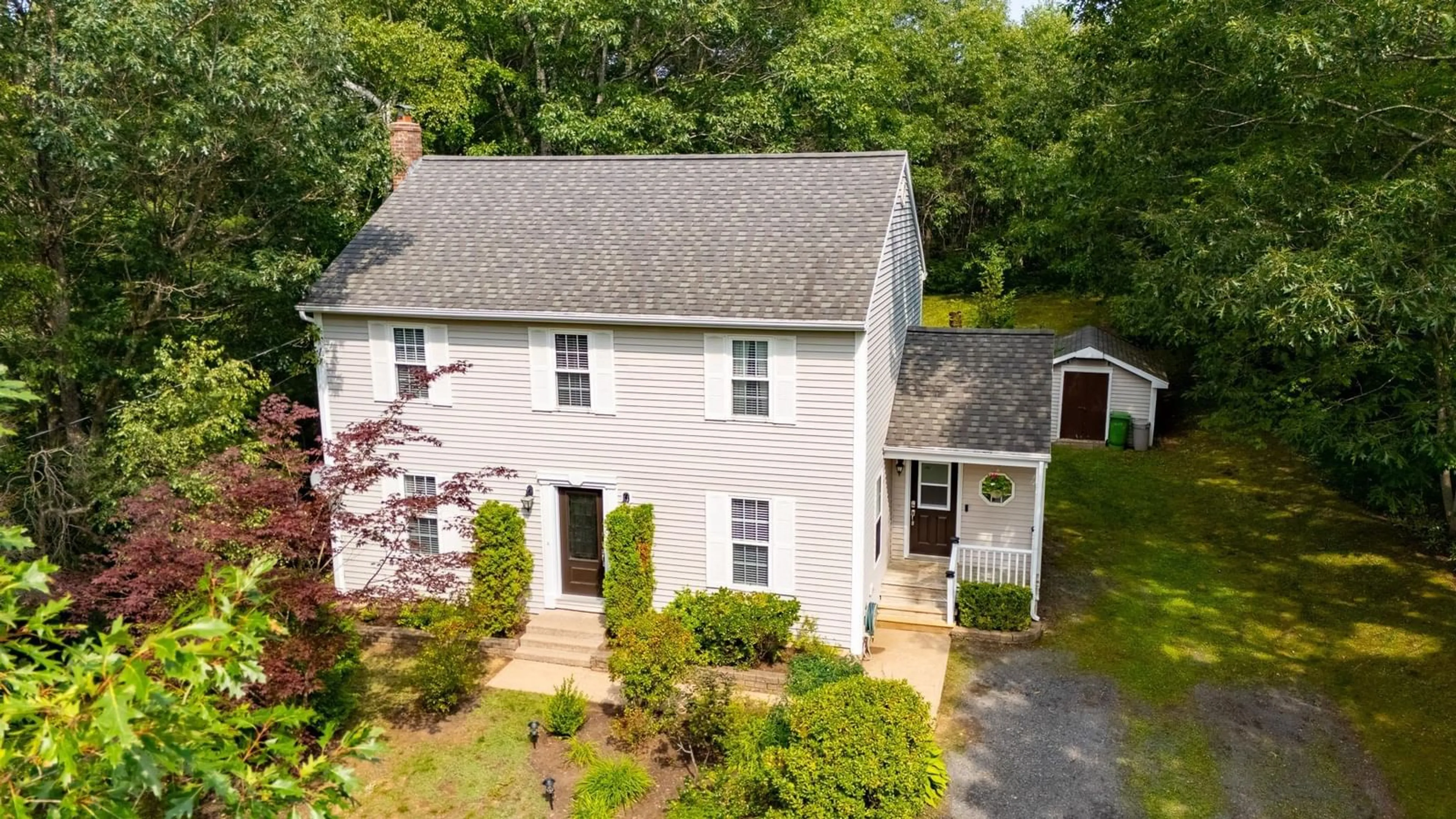 A pic from outside/outdoor area/front of a property/back of a property/a pic from drone, street for 2671 Mountain View Rd, Coldbrook Nova Scotia B4R 1B7