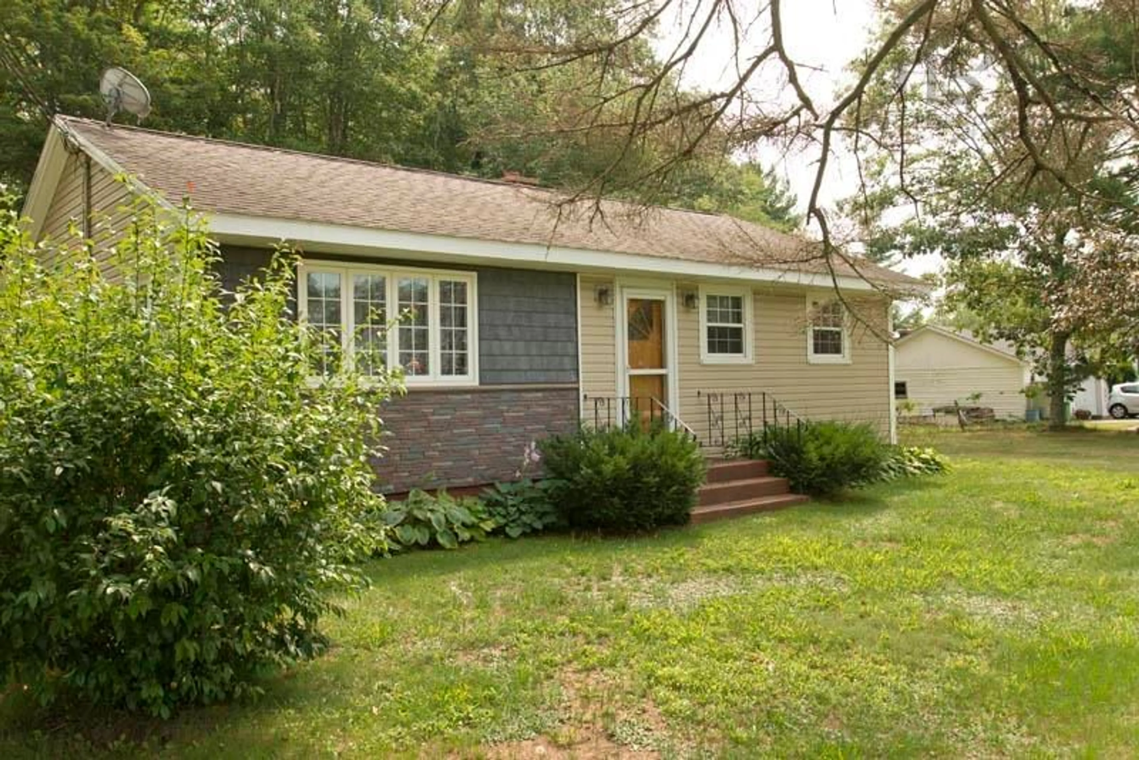 Home with vinyl exterior material, street for 3310 Highway 1, Aylesford Nova Scotia B0P 1C0