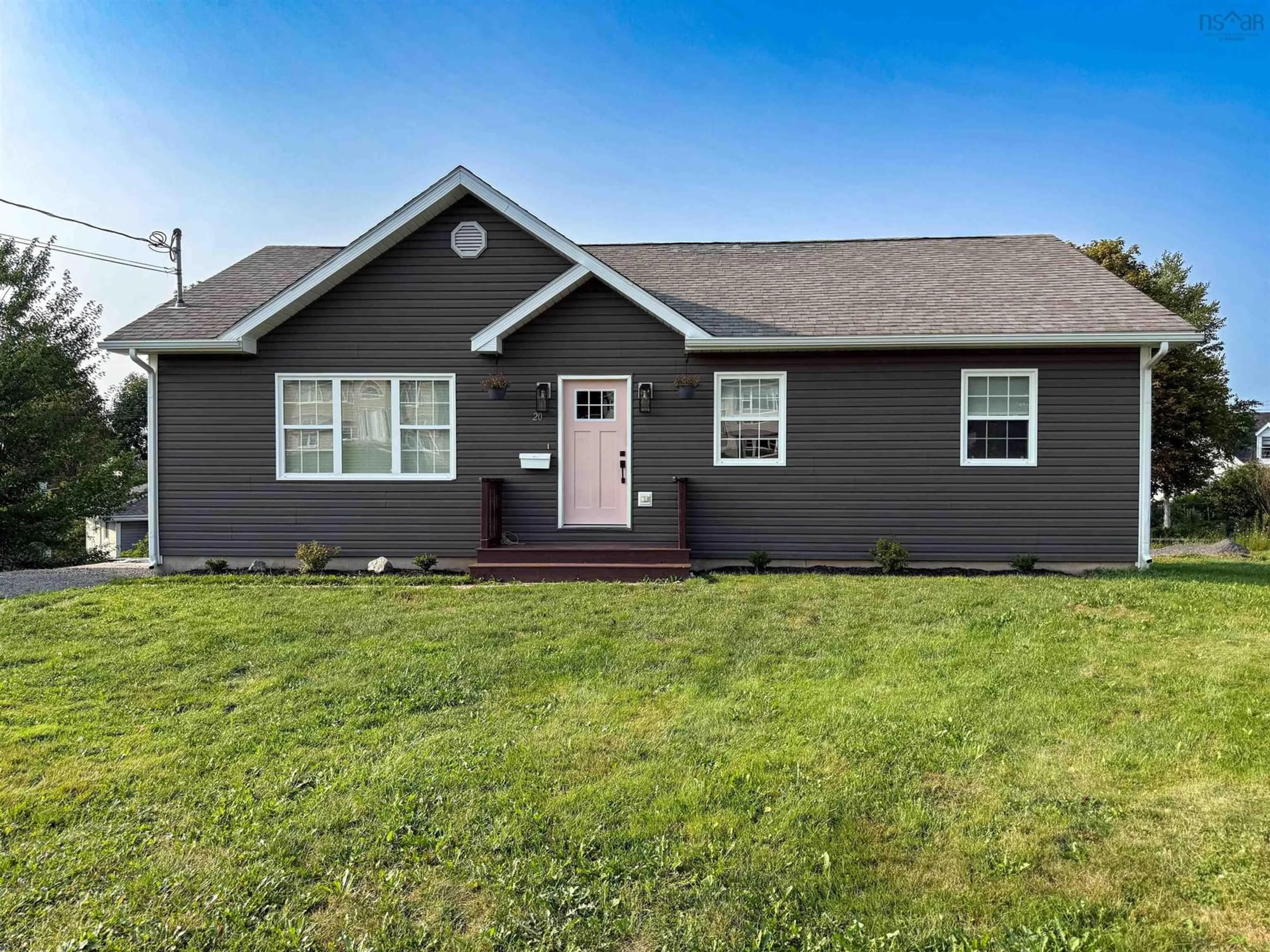 Home with vinyl exterior material, street for 20 Norma Crt, New Glasgow Nova Scotia B2H 0C6