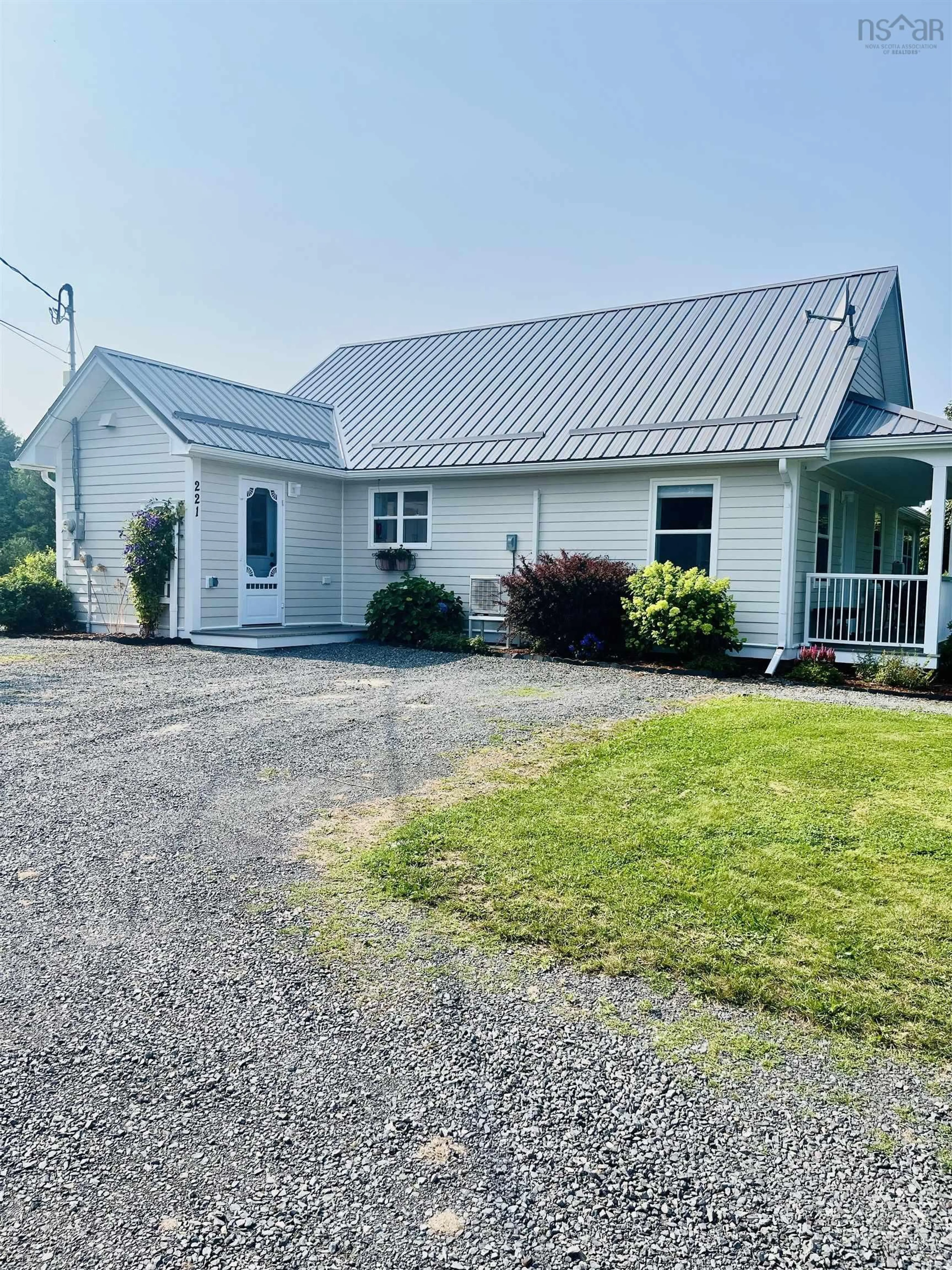 A pic from outside/outdoor area/front of a property/back of a property/a pic from drone, unknown for 221 Harris Rd, Haliburton Nova Scotia B0K 1H0