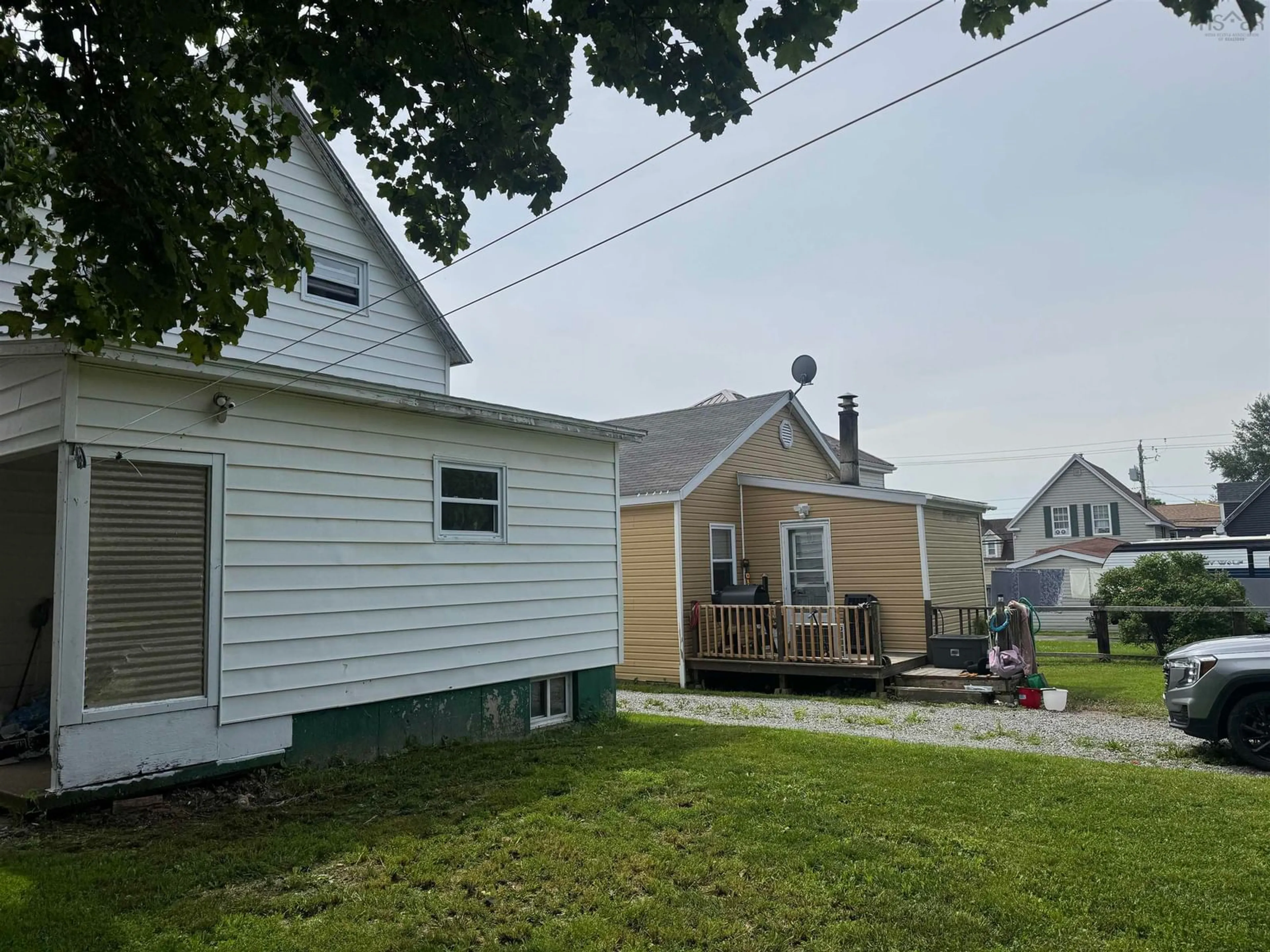 Unknown for 74 Stanley St, North Sydney Nova Scotia B2A 1V2