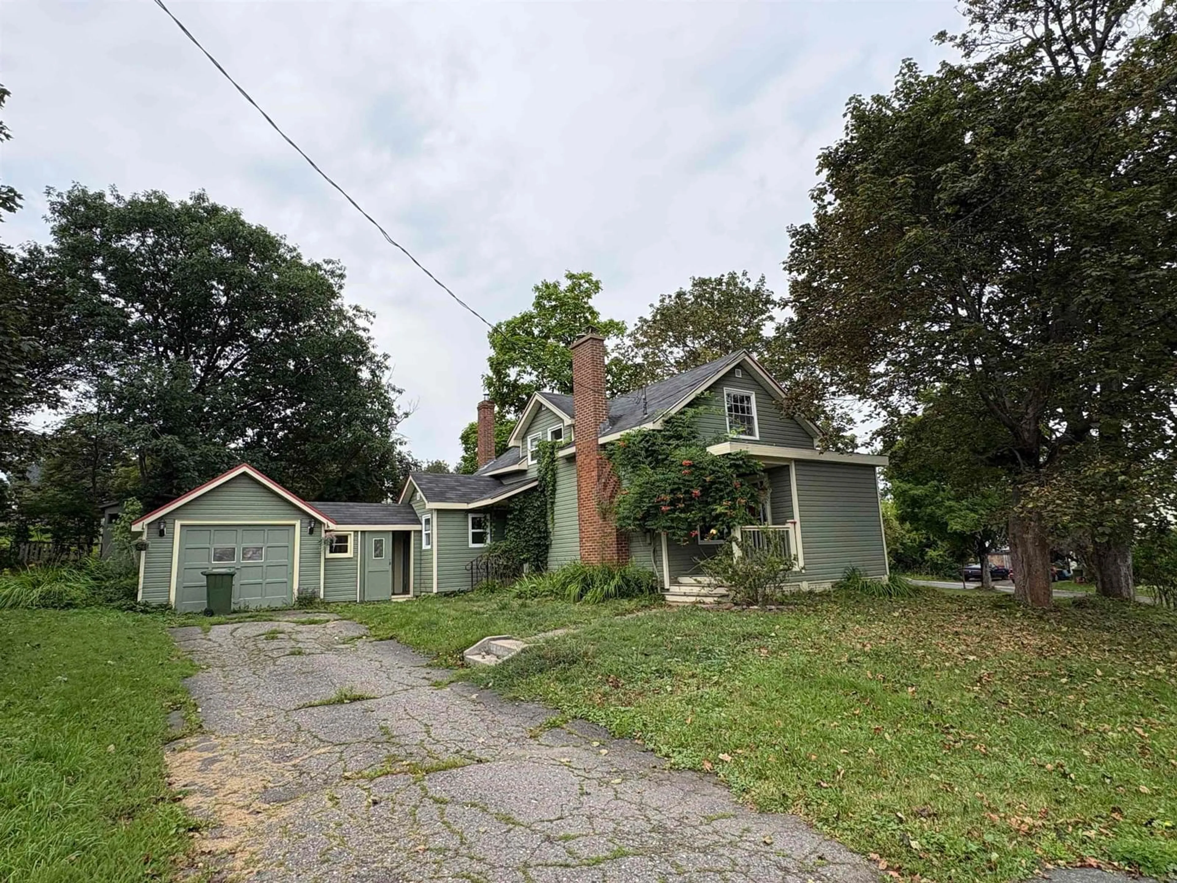 A pic from outside/outdoor area/front of a property/back of a property/a pic from drone, street for 50 Rose Ave, Trenton Nova Scotia B0K 1X0