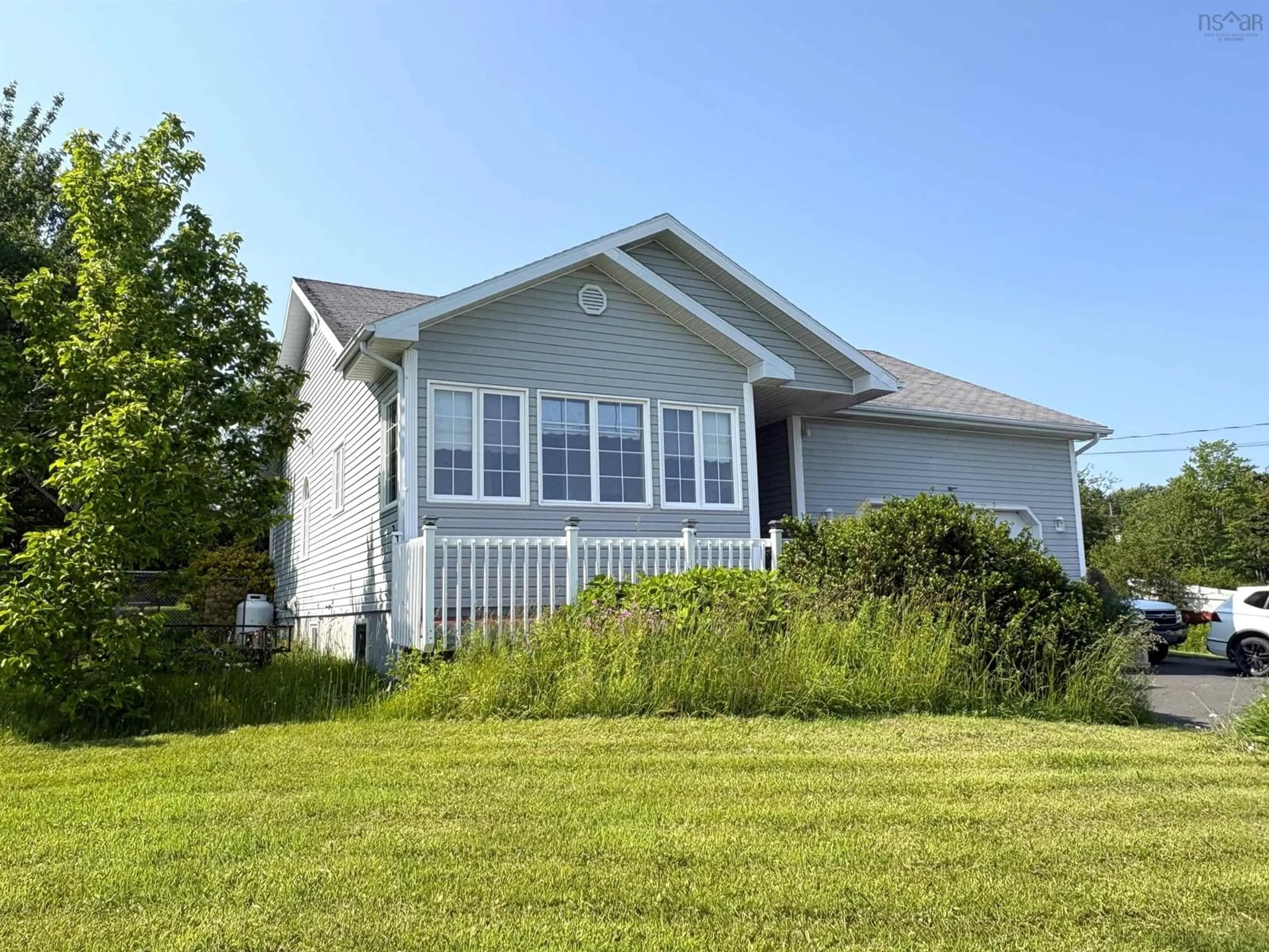Home with vinyl exterior material, unknown for 454 Hillside Boularderie Rd, Groves Point Nova Scotia B1Y 2W4