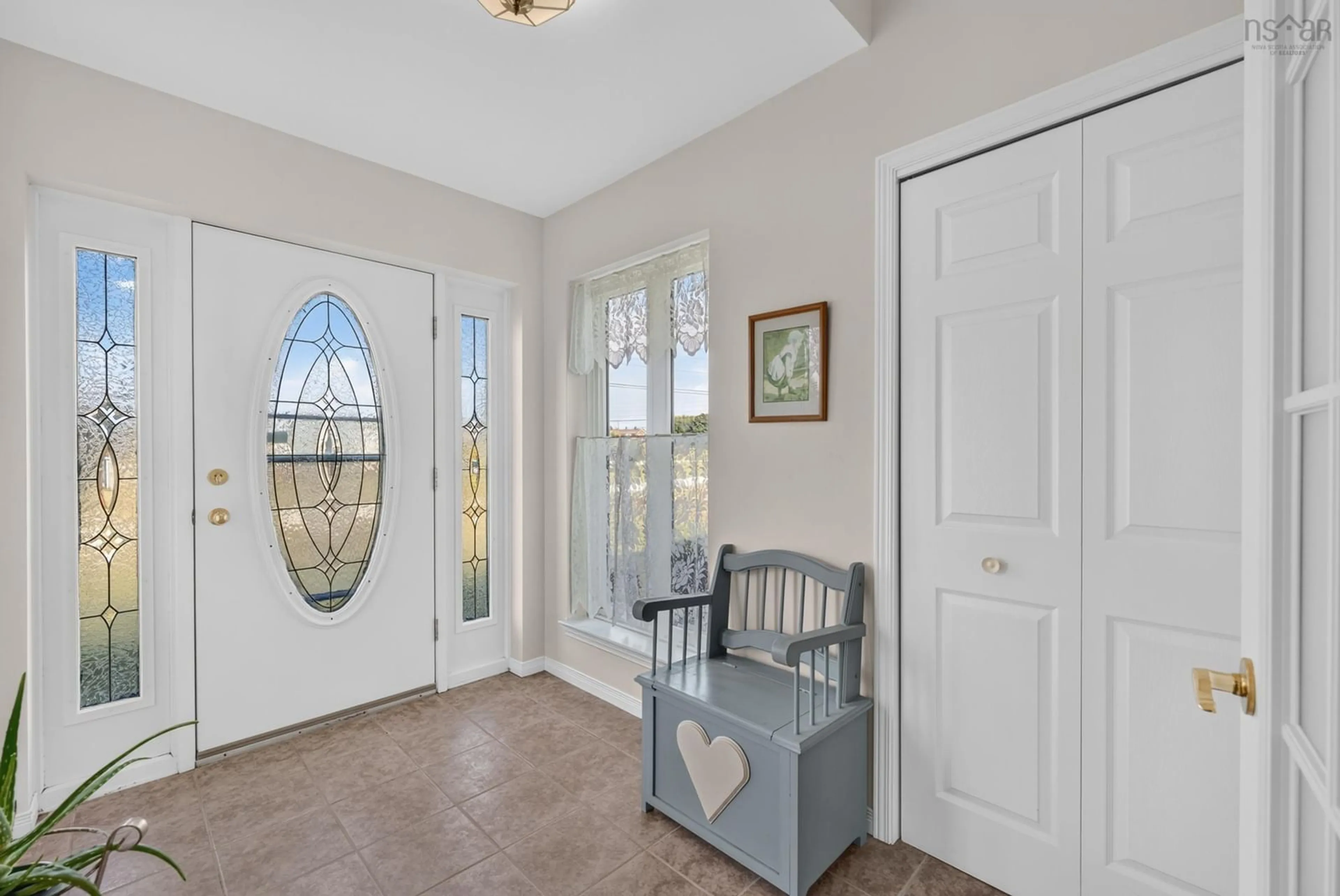 Indoor entryway for 92 Dixon Rd, Grosses Coques Nova Scotia B0W 1M0