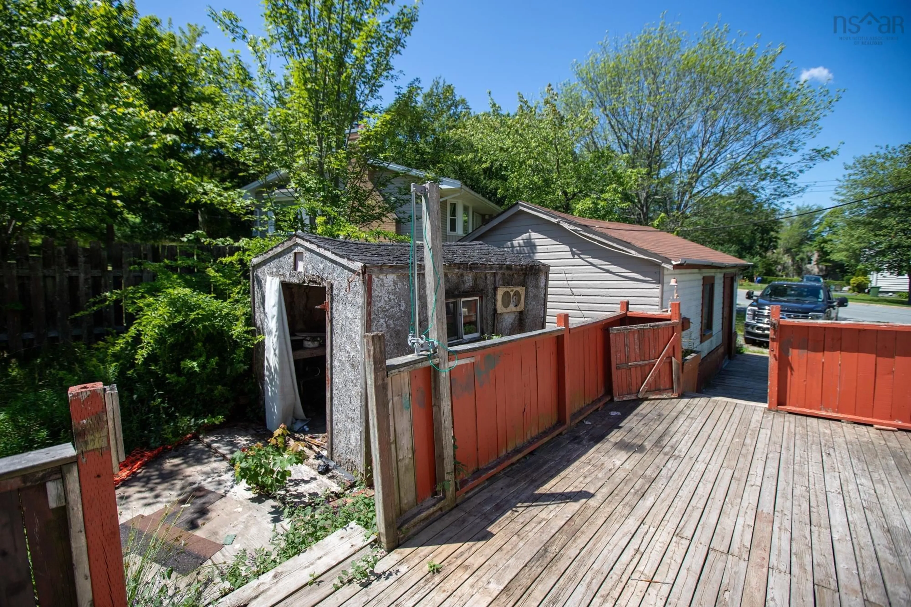Shed for 6 Harris Rd, Dartmouth Nova Scotia B2Y 3J3