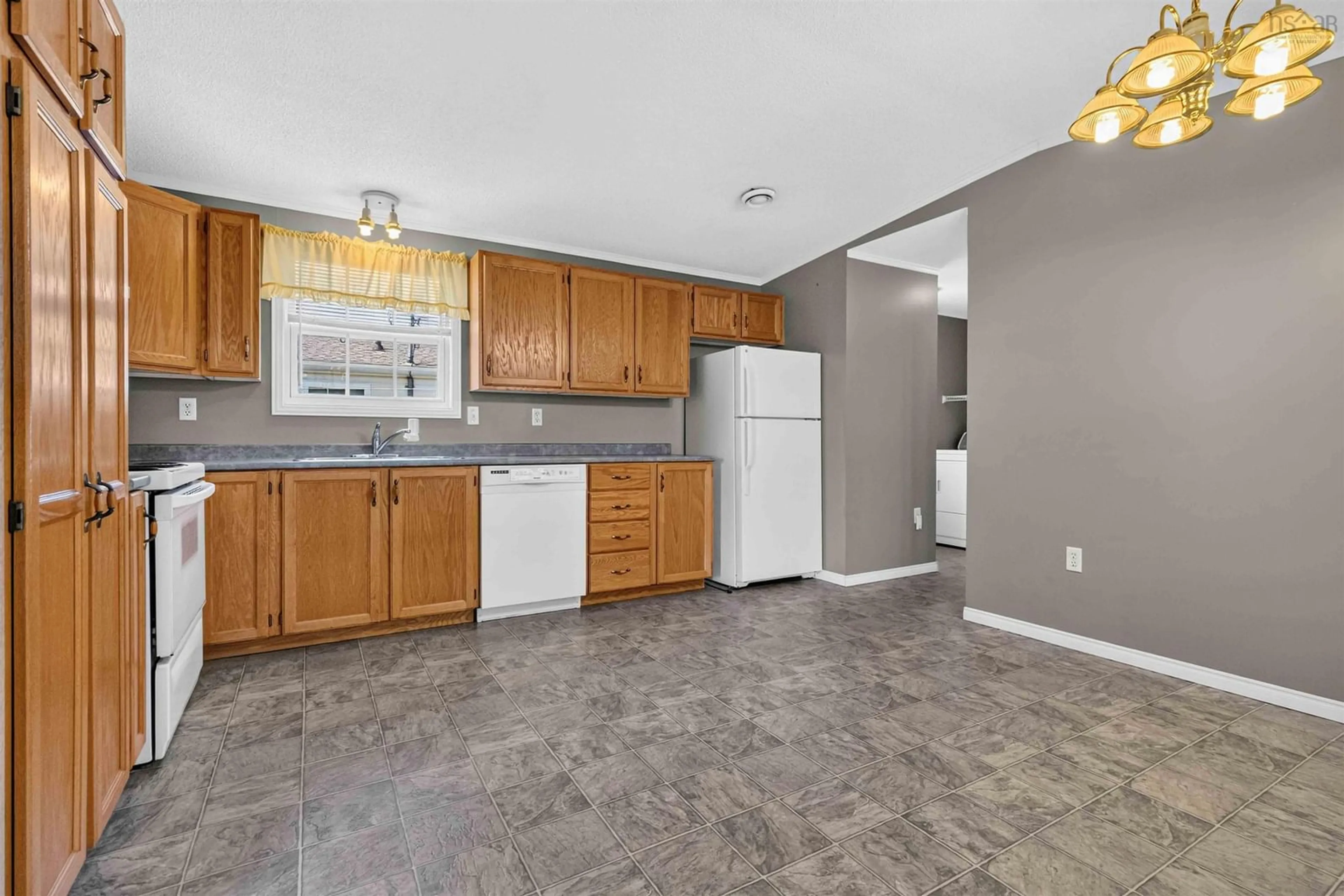 Standard kitchen, ceramic/tile floor for 109 Sherbrooke Ave, Bridgewater Nova Scotia B4V 4E9