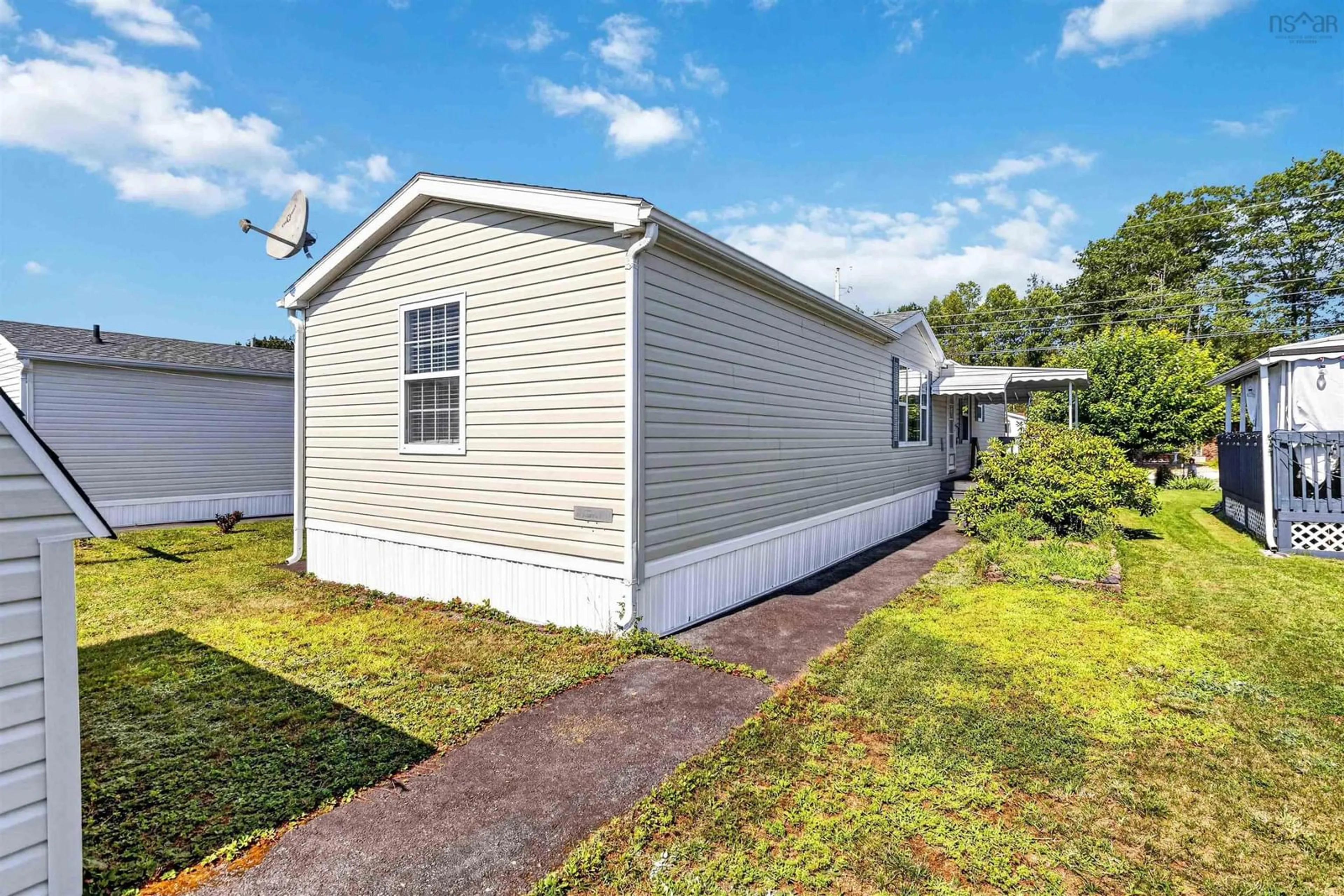 Home with vinyl exterior material, unknown for 109 Sherbrooke Ave, Bridgewater Nova Scotia B4V 4E9