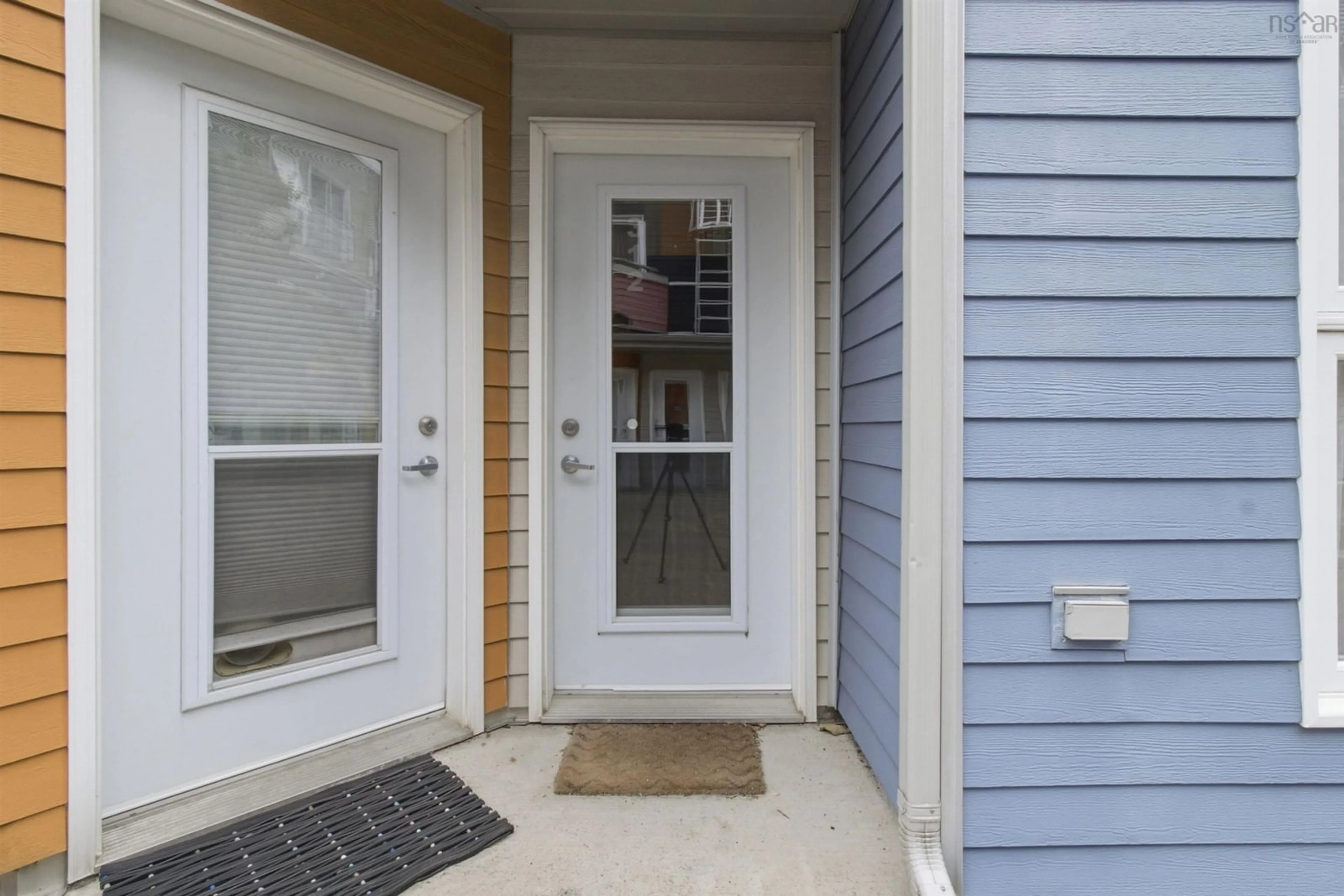 Indoor entryway for 2116 Gottingen St #312, Halifax Nova Scotia B3K 0C5
