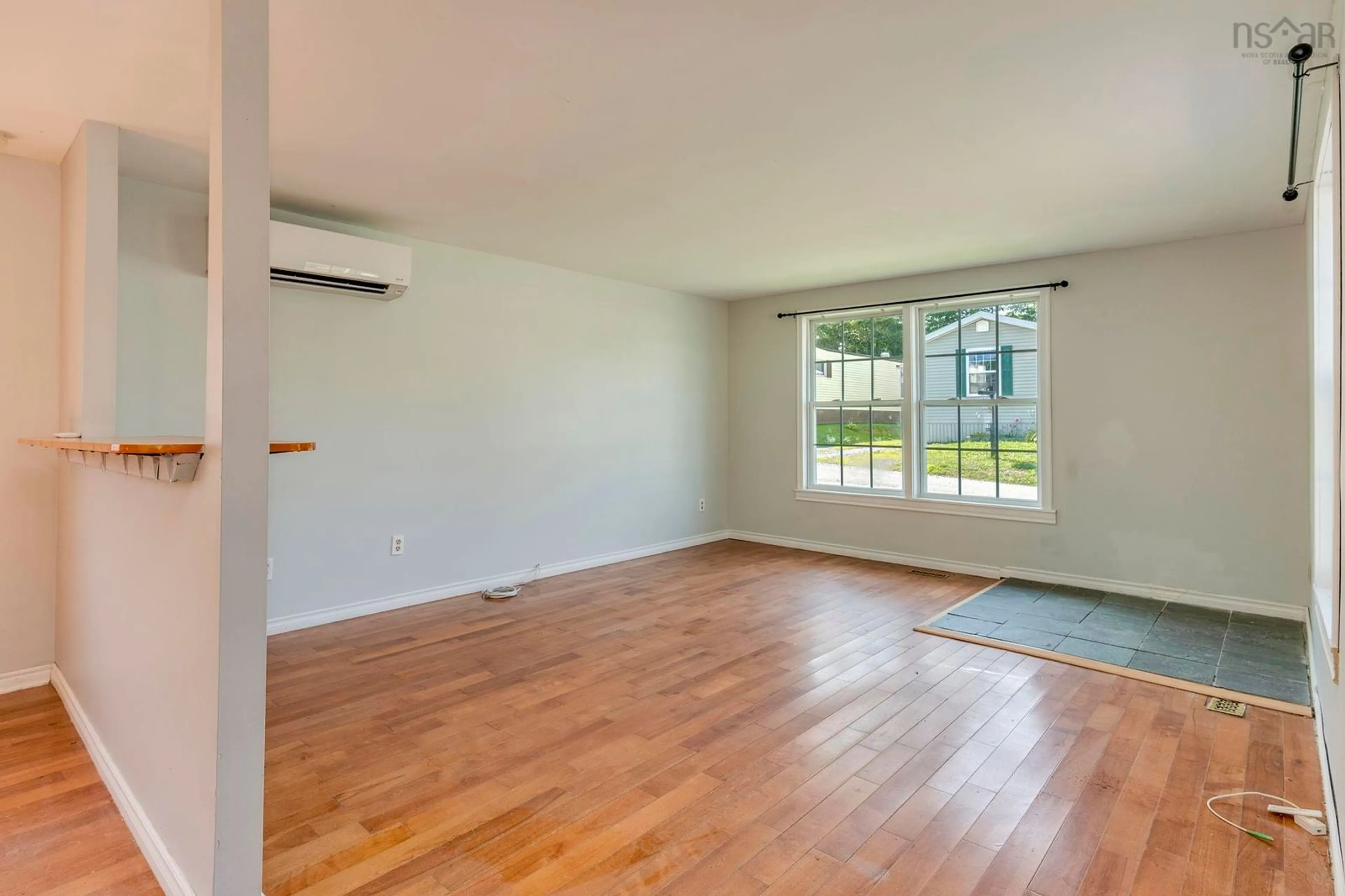 A pic of a room for 714 Fern Dr, Beaver Bank Nova Scotia B4E 1L9
