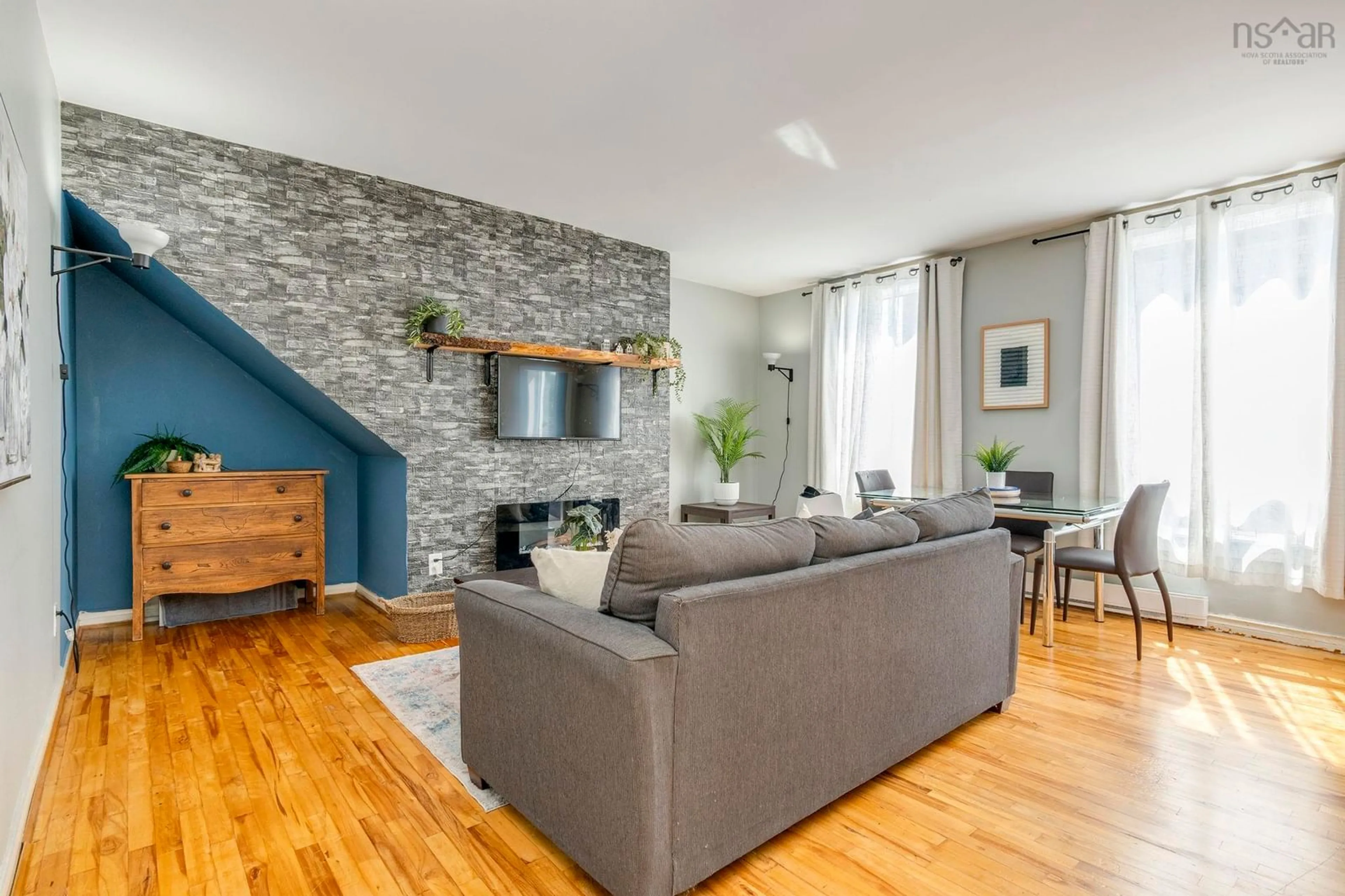 Living room with furniture, unknown for 1187 Queen St #2, Halifax Peninsula Nova Scotia B3H 2S4