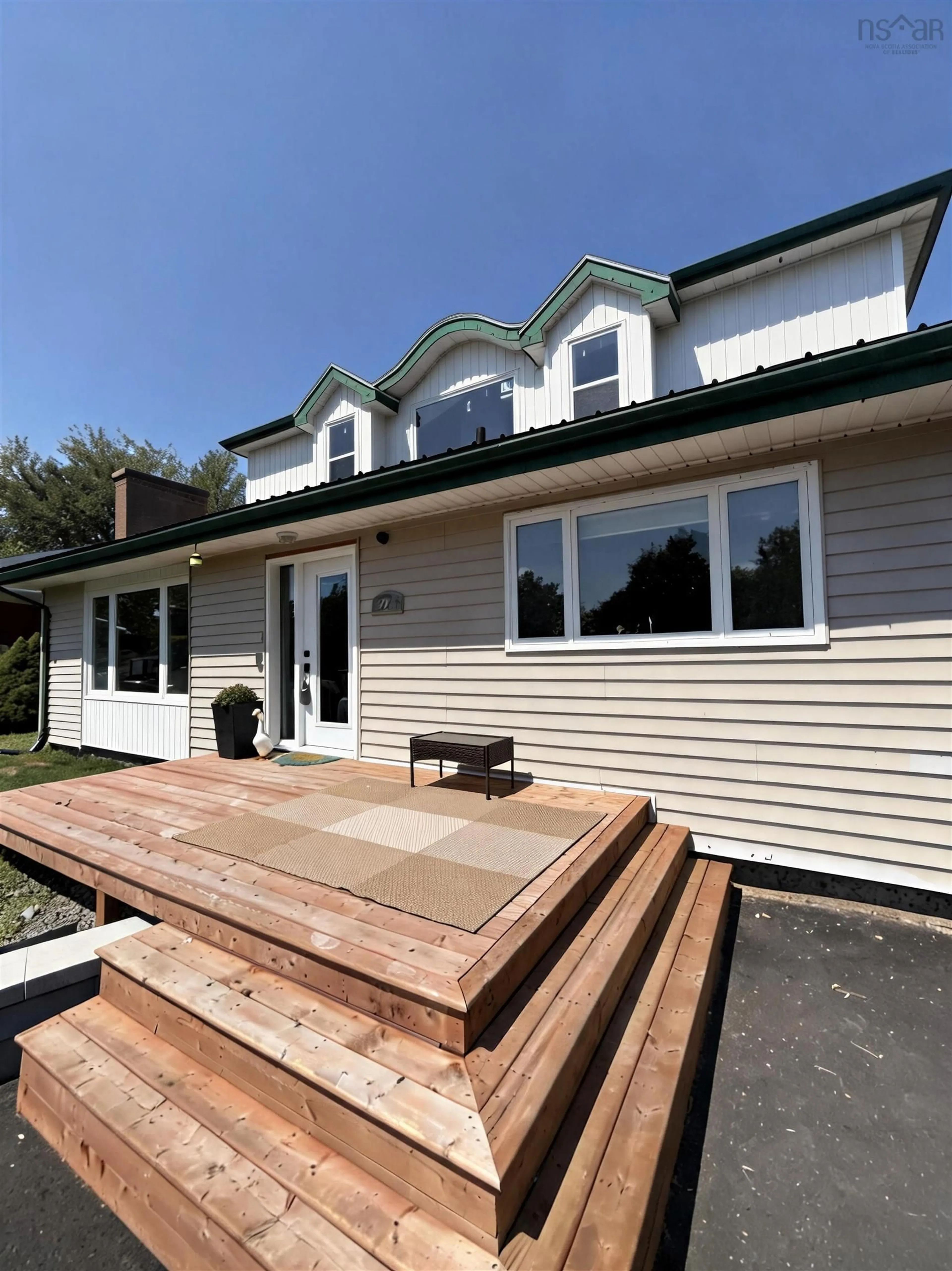 Home with vinyl exterior material, unknown for 22 Belvedere Dr, Lower Sackville Nova Scotia B4C 2M1